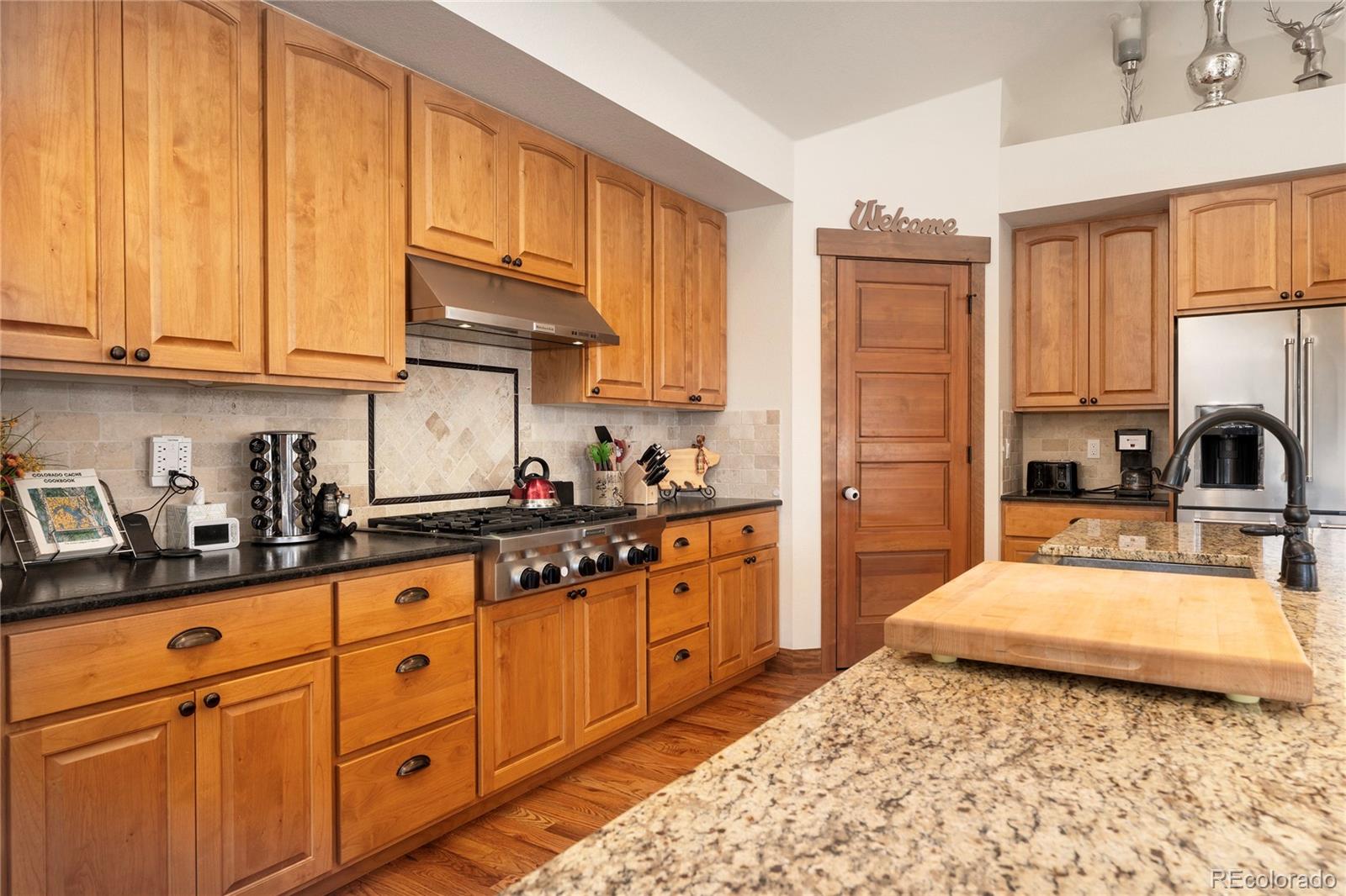 1745 Pioneer Trail