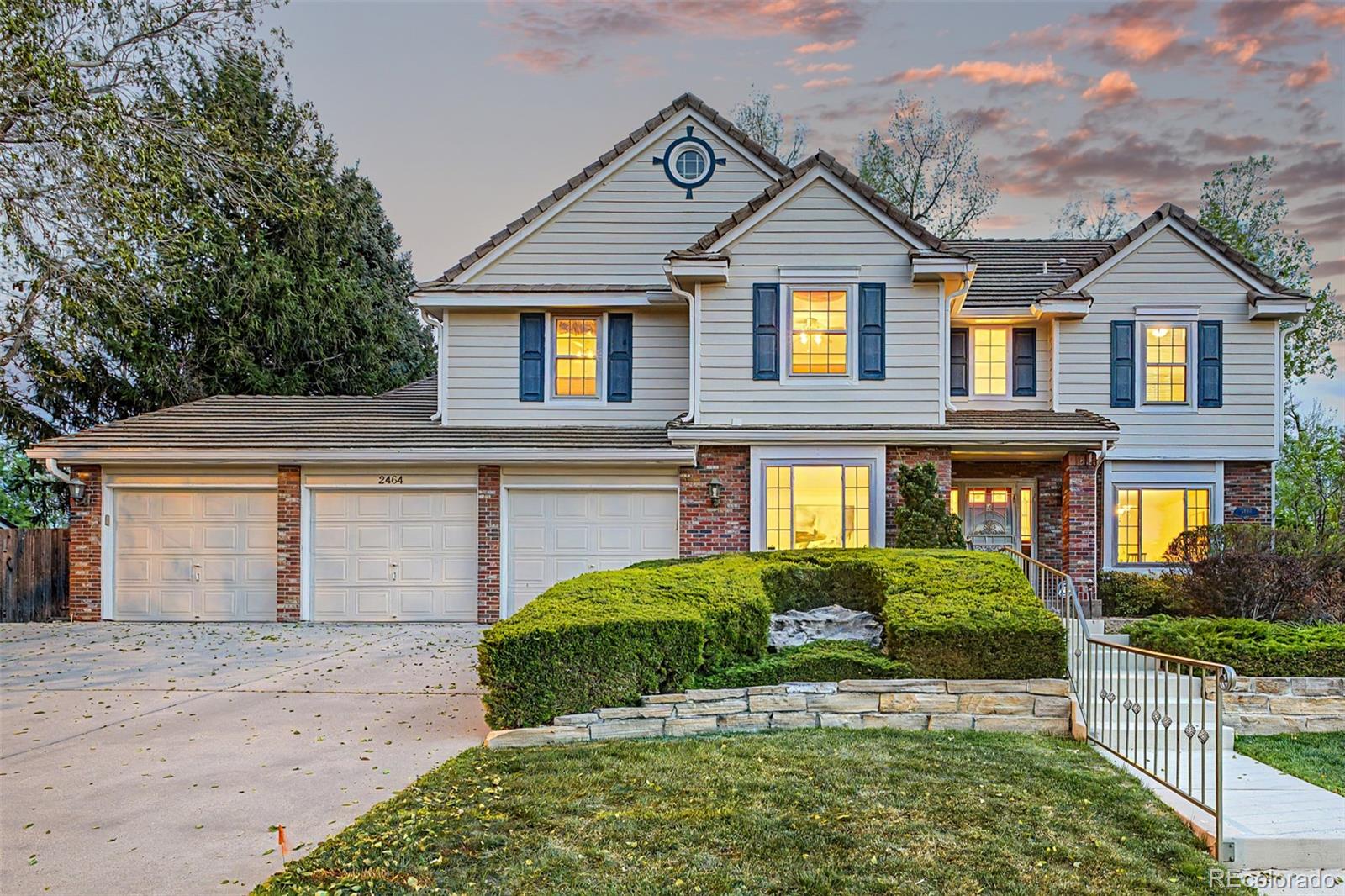 2464 S Fenton Drive
