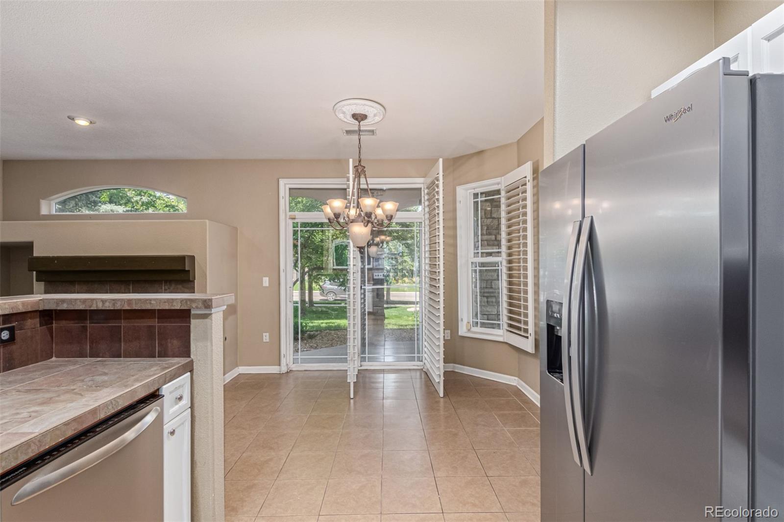 8427 S Hoyt Way Unit: 107
