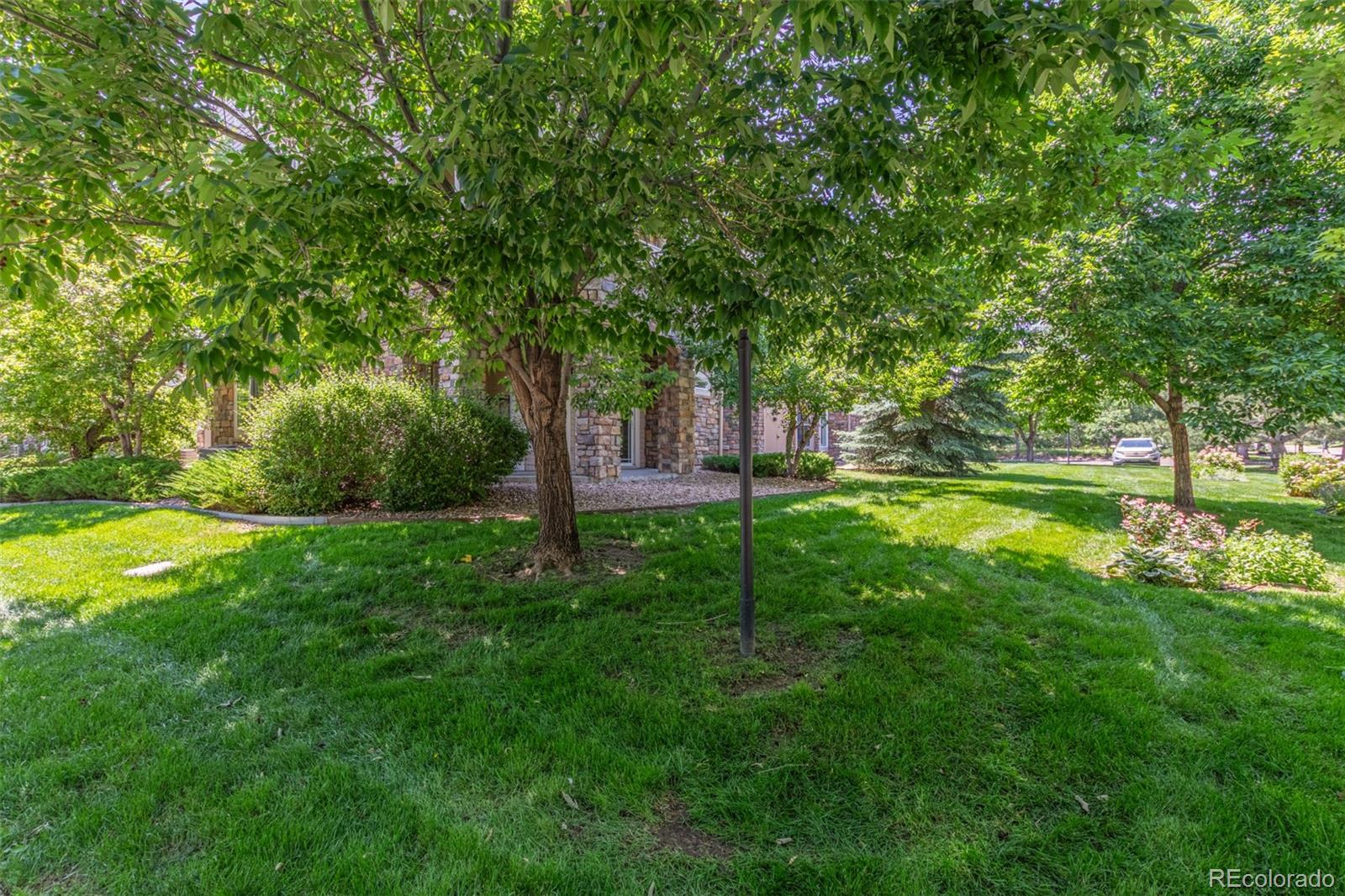 8427 S Hoyt Way Unit: 107