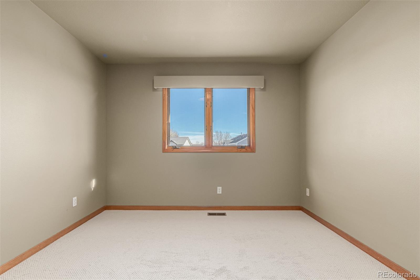 3761 Ashmount Drive