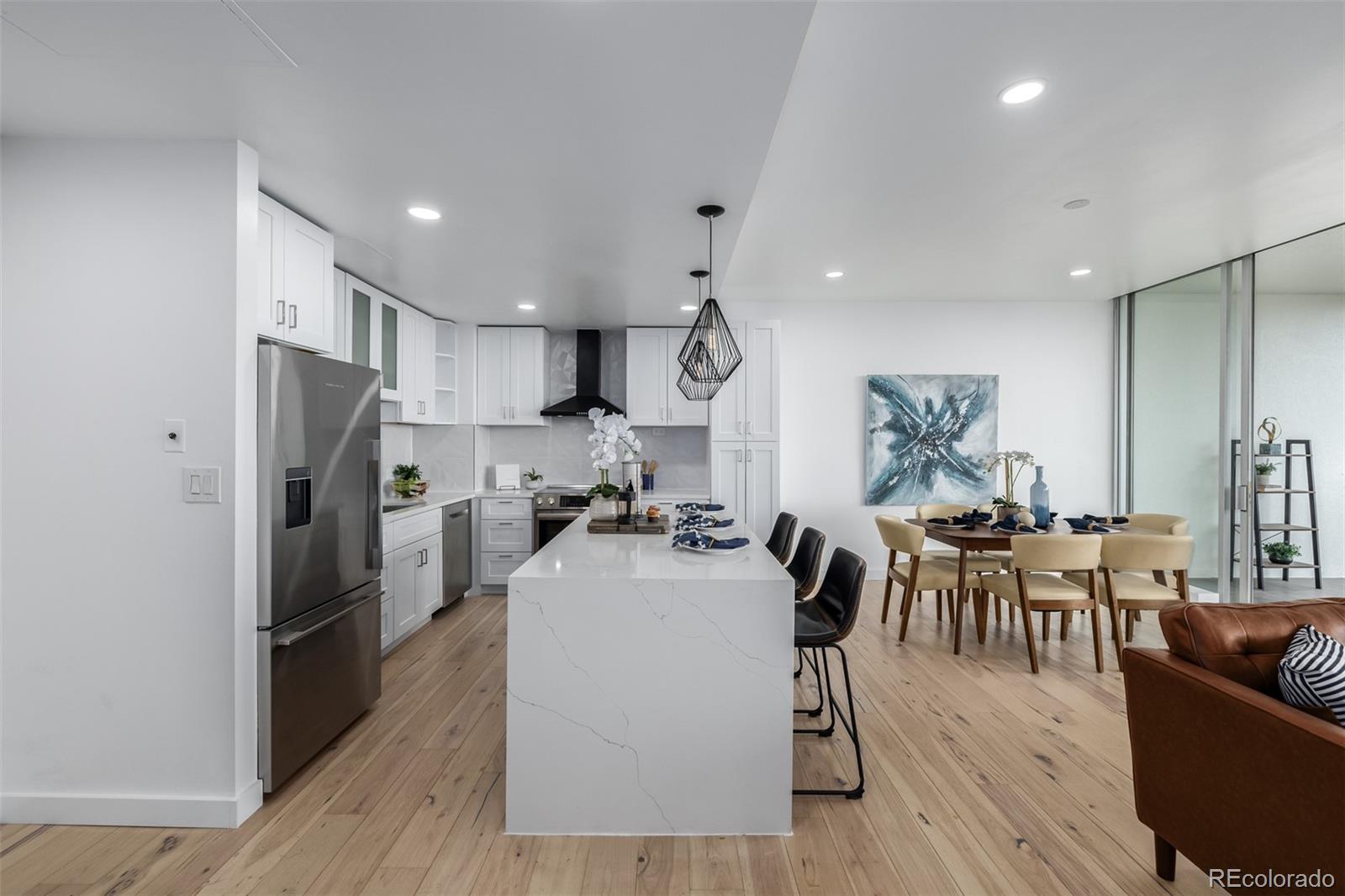 1201 N Williams Street Unit: 14B