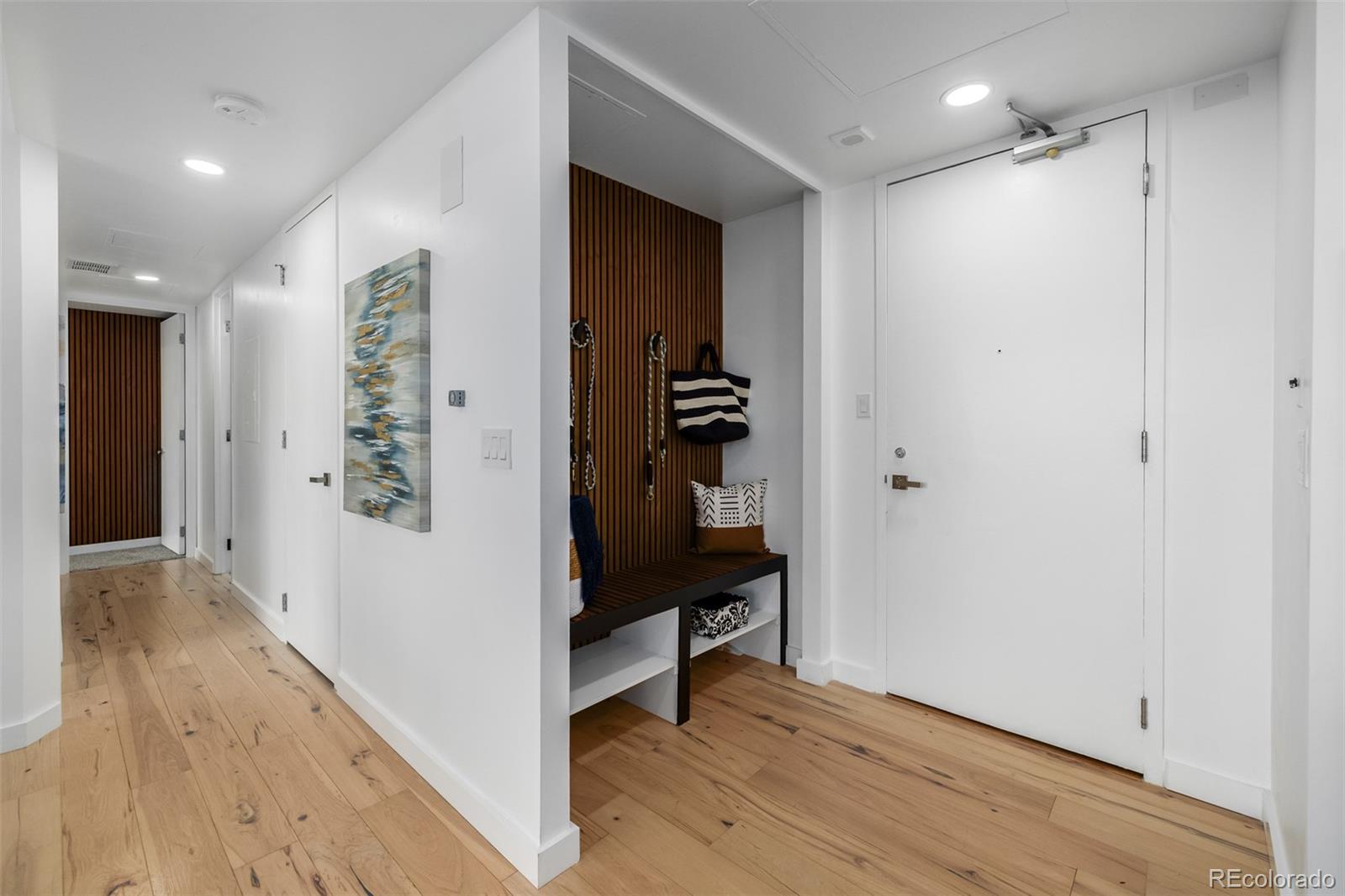 1201 N Williams Street Unit: 14B