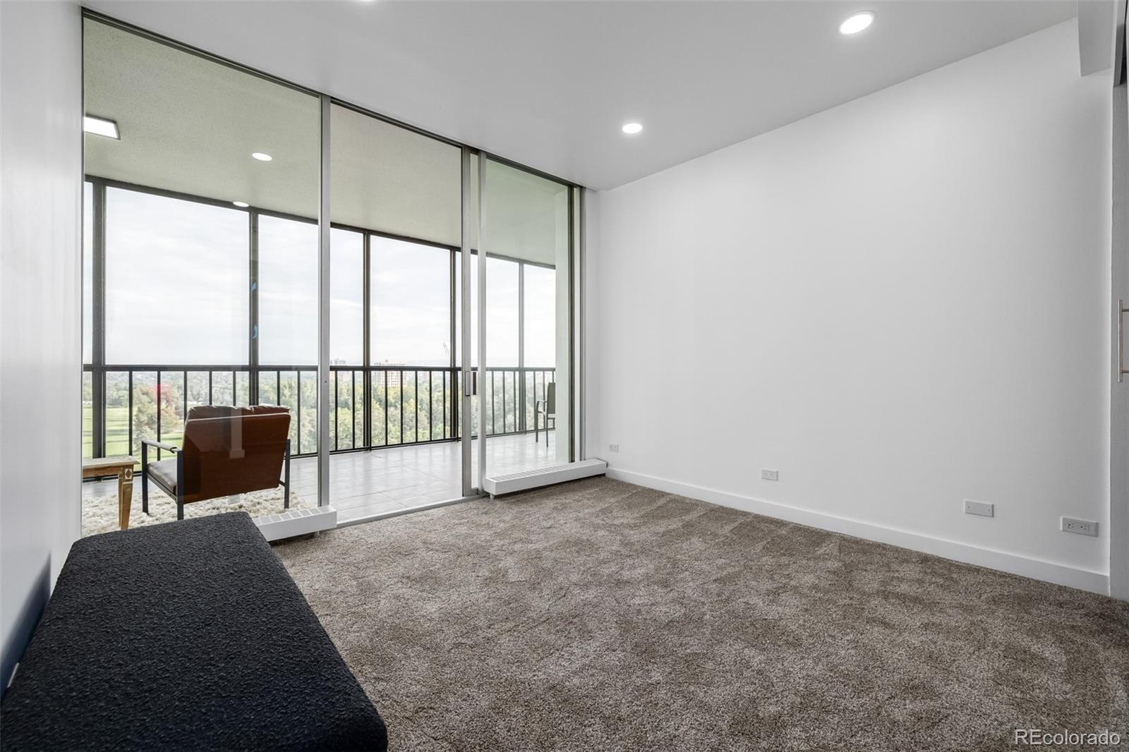 1201 N Williams Street Unit: 14B