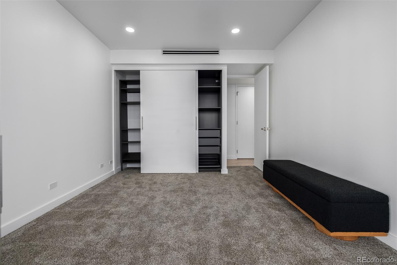 1201 N Williams Street Unit: 14B