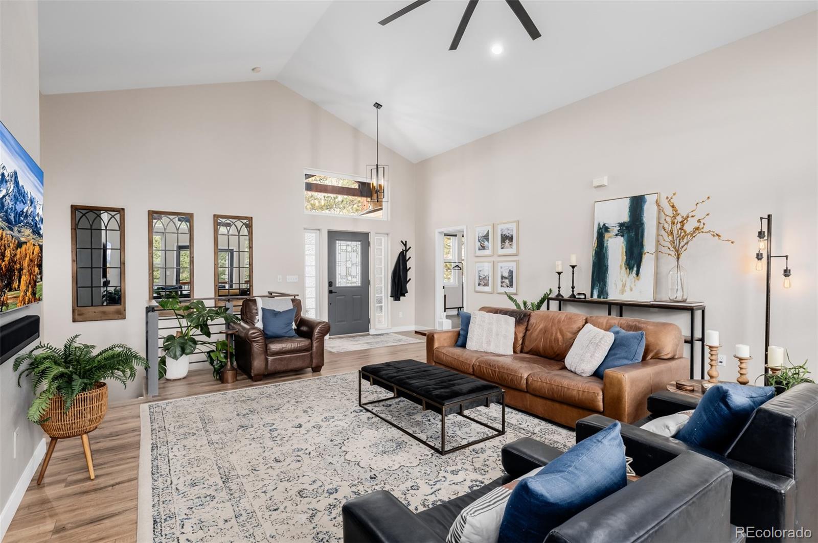 556 Crystola Court