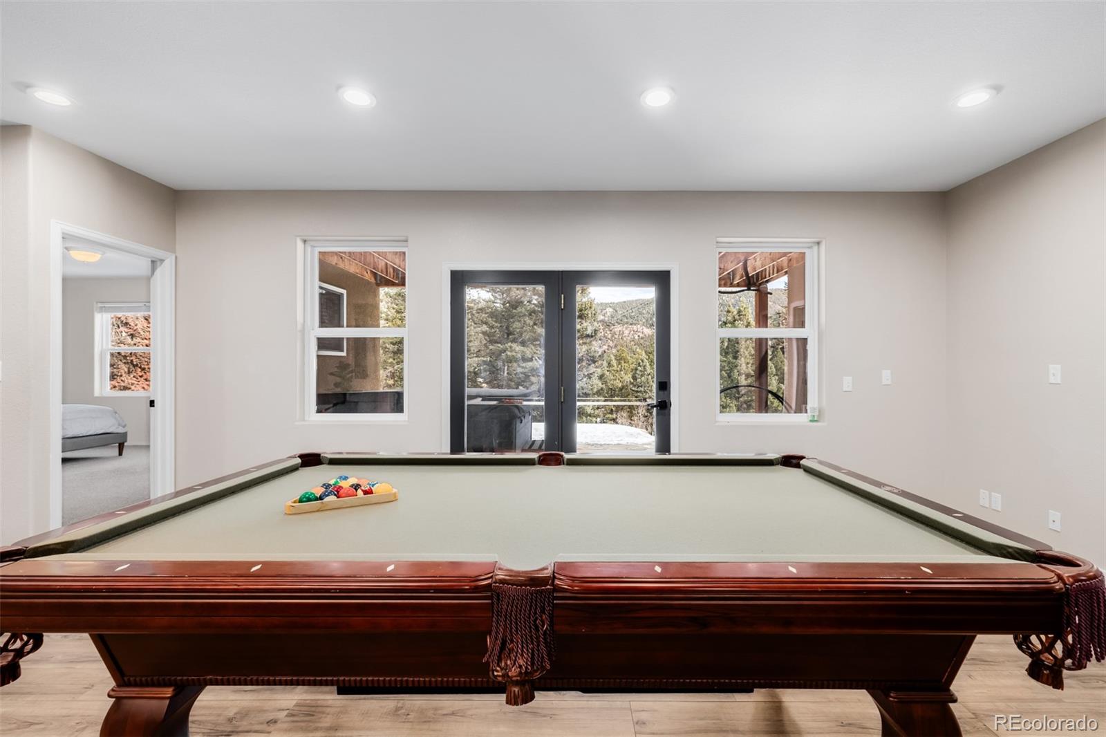 556 Crystola Court