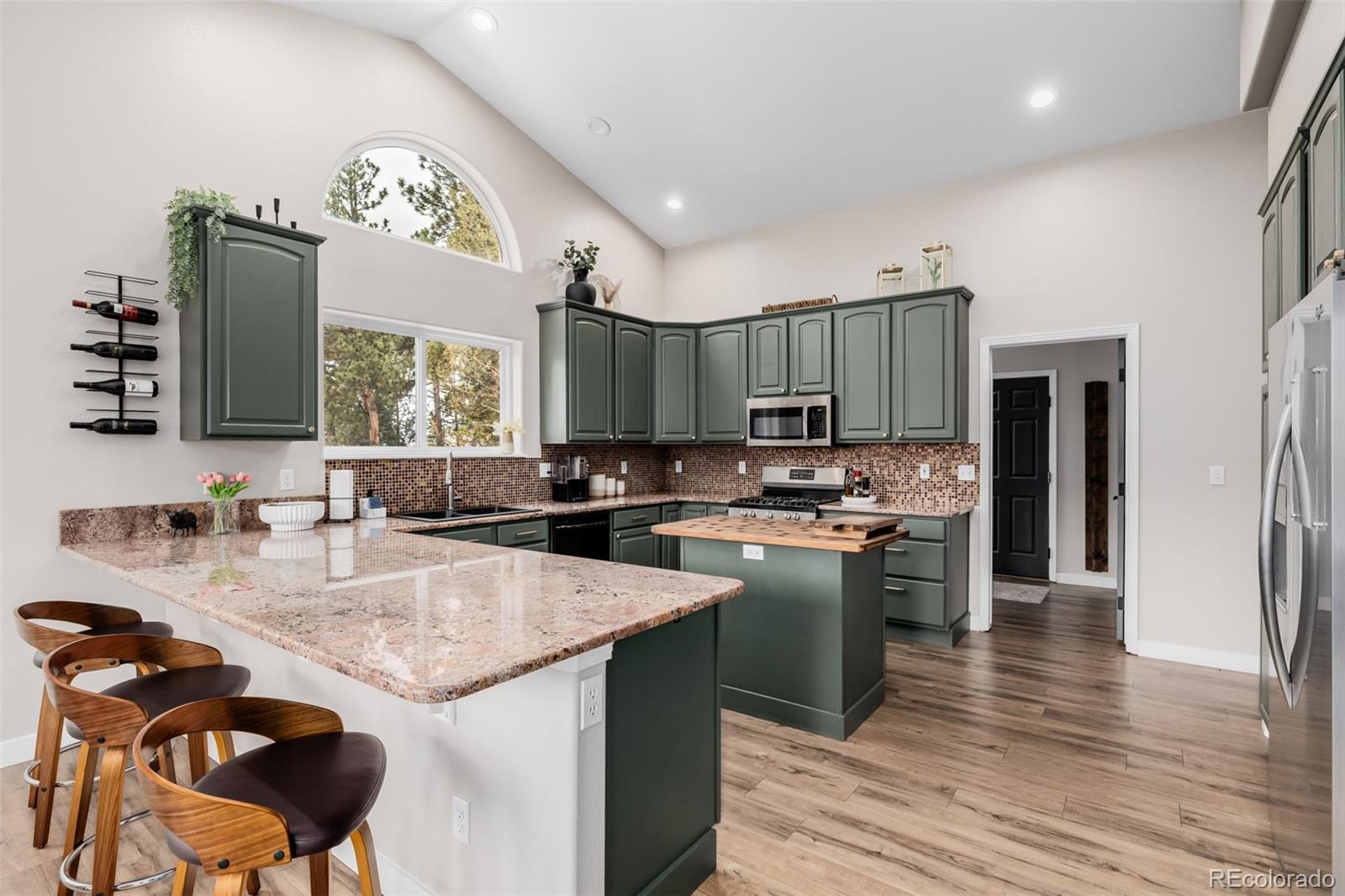 556 Crystola Court