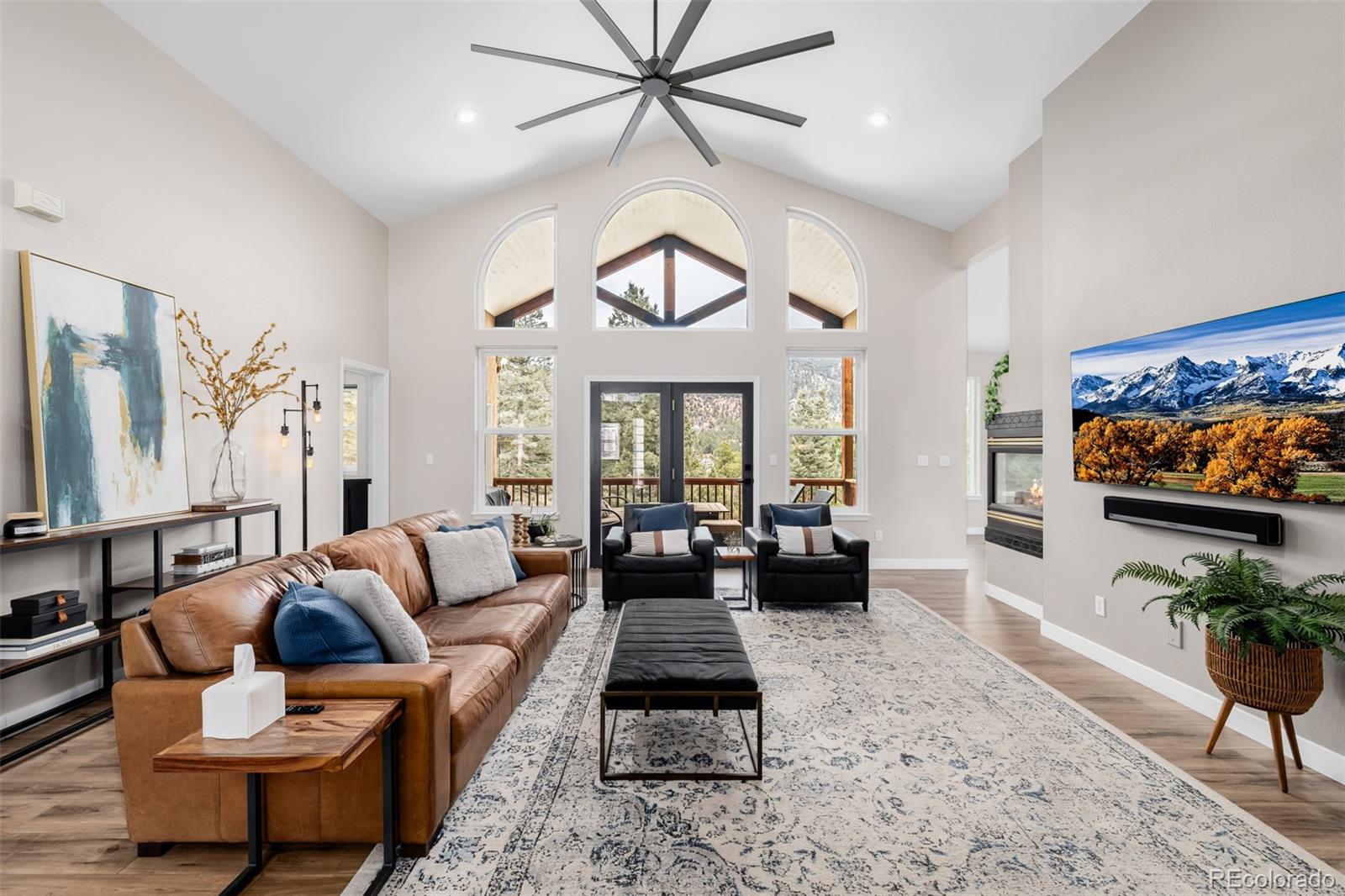 556 Crystola Court