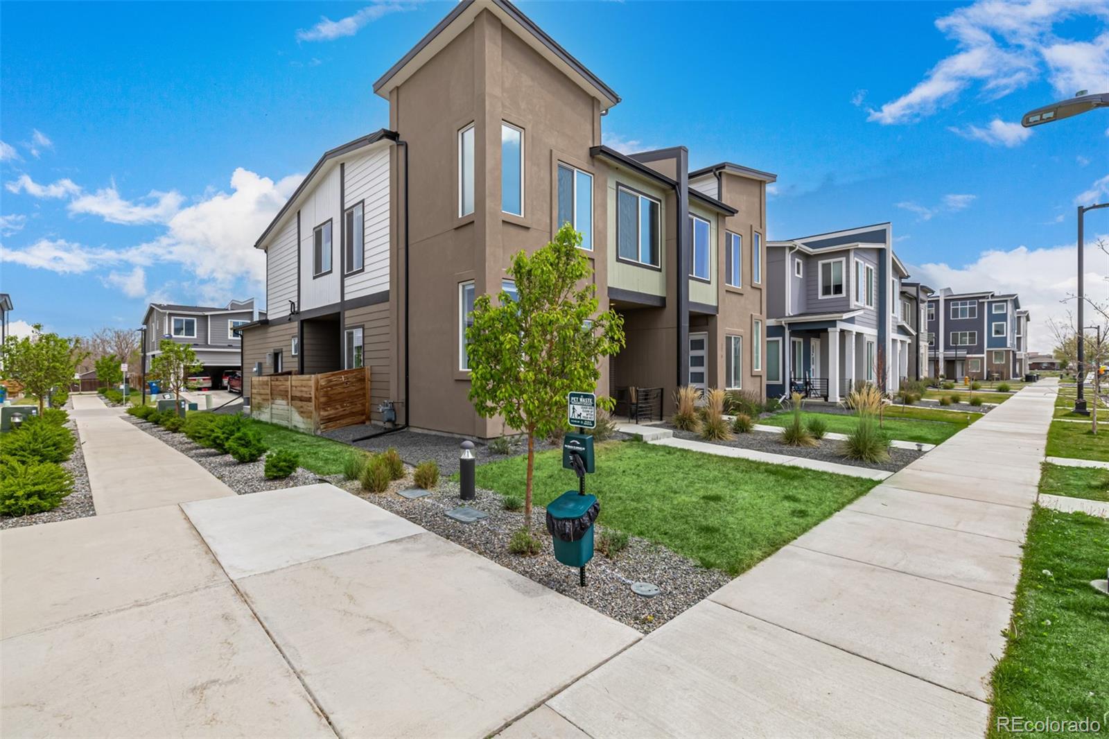 5371 E 63rd Place