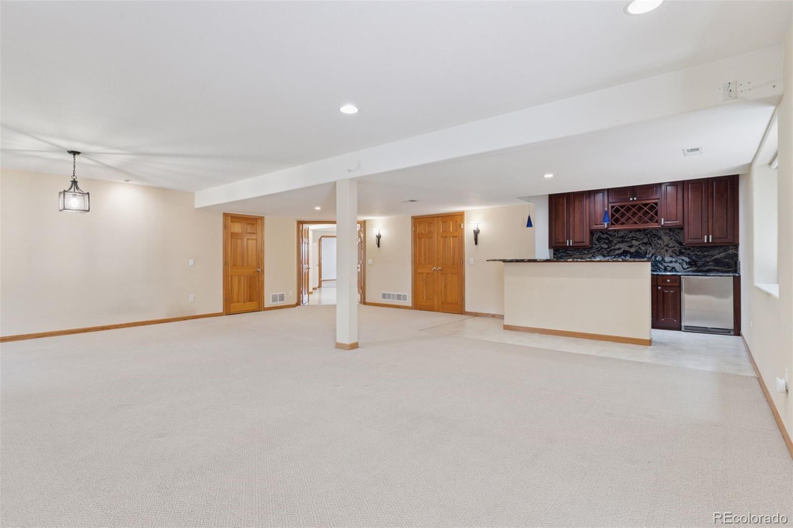 990 Utica Circle