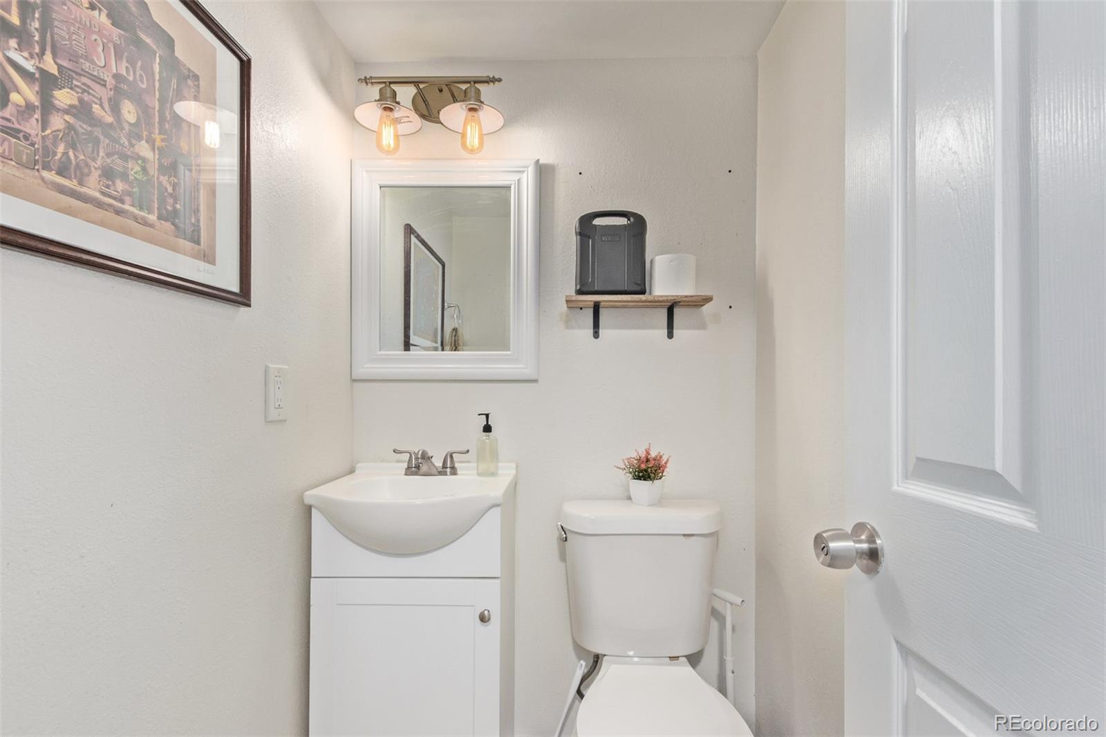 677 Vrain Street Unit: 10