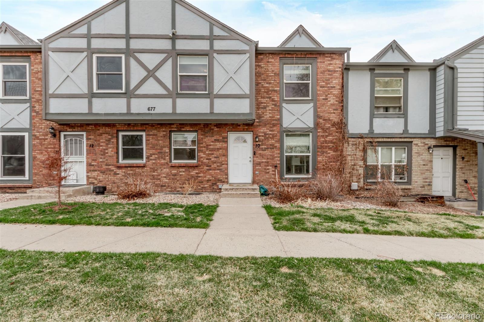 677 Vrain Street Unit: 10
