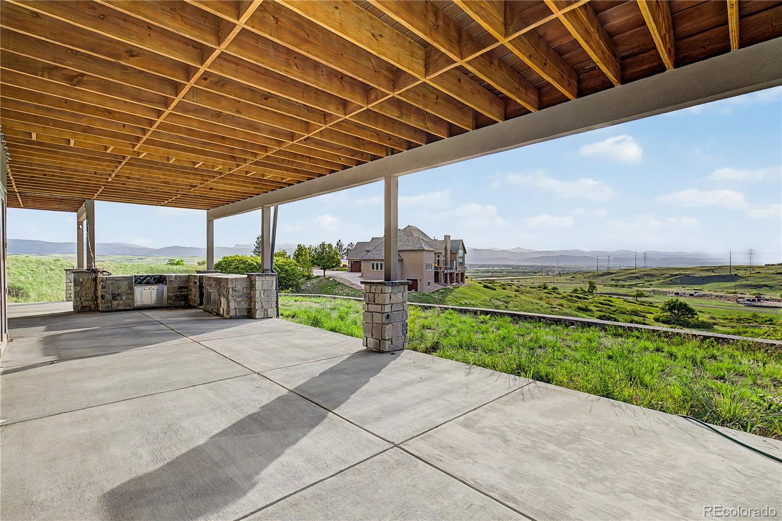 5828 Aspen Leaf Drive