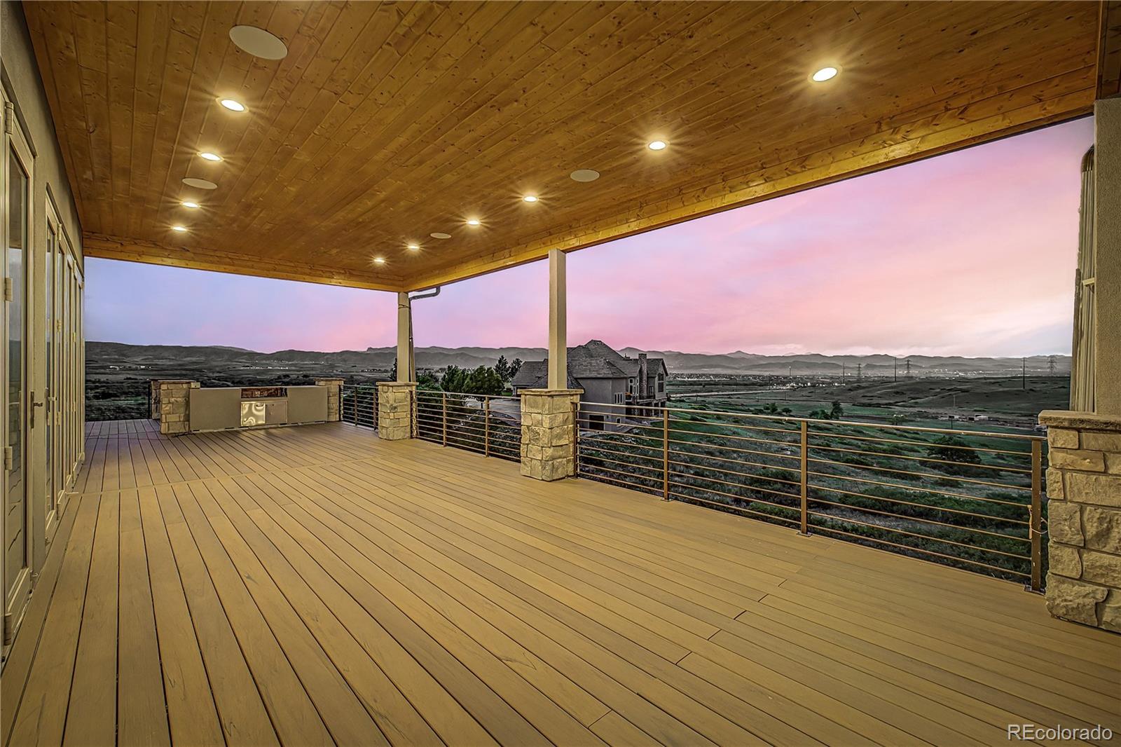 5828 Aspen Leaf Drive