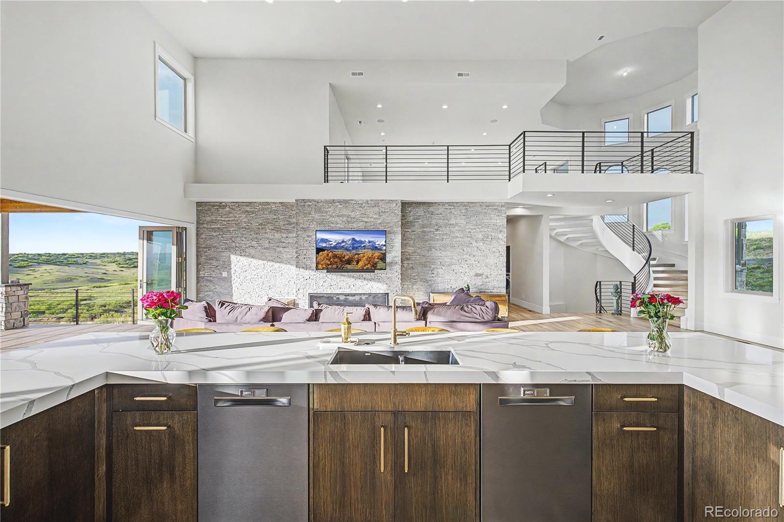 5828 Aspen Leaf Drive