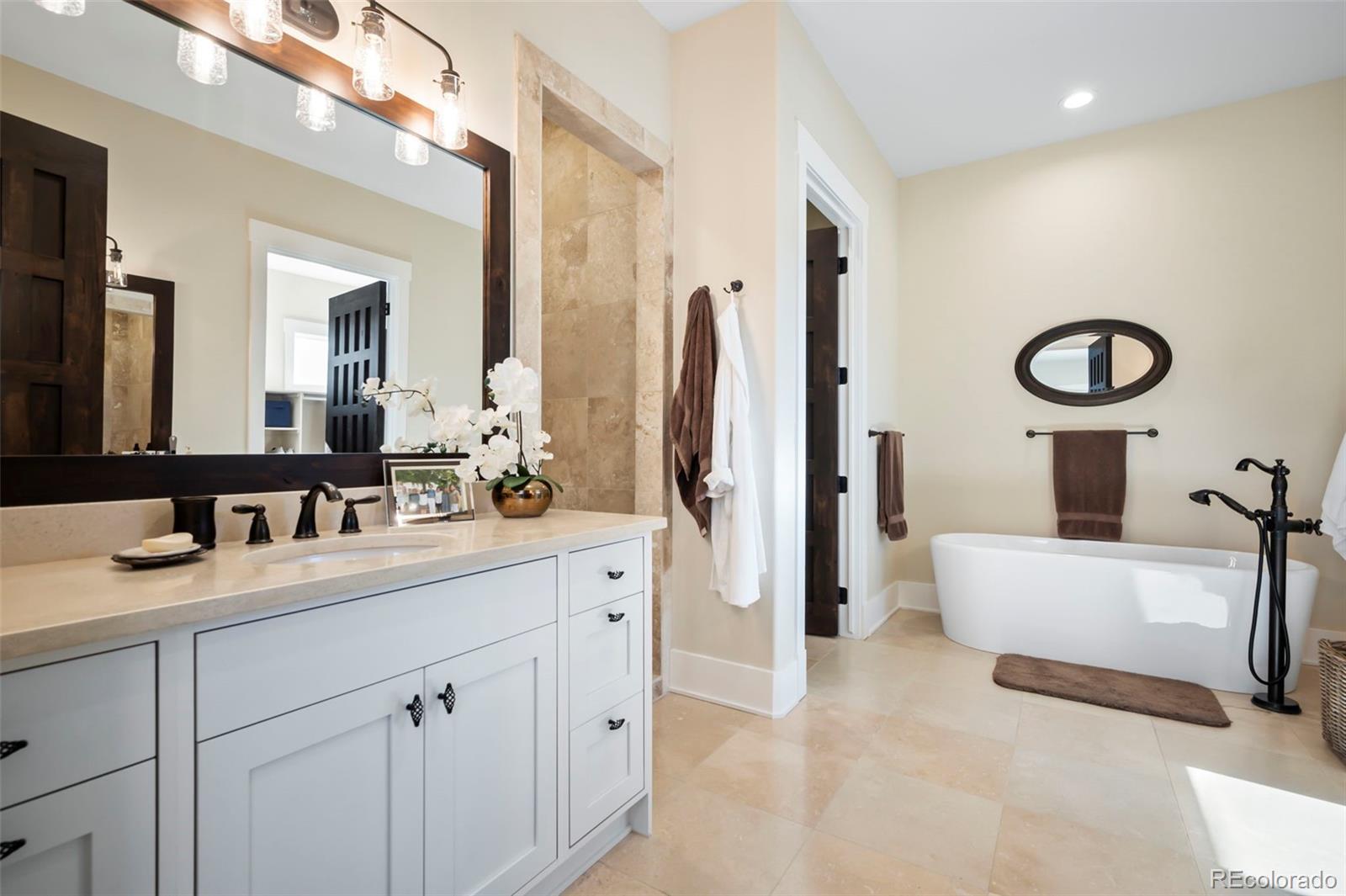 4694 Settlers Ranch Road