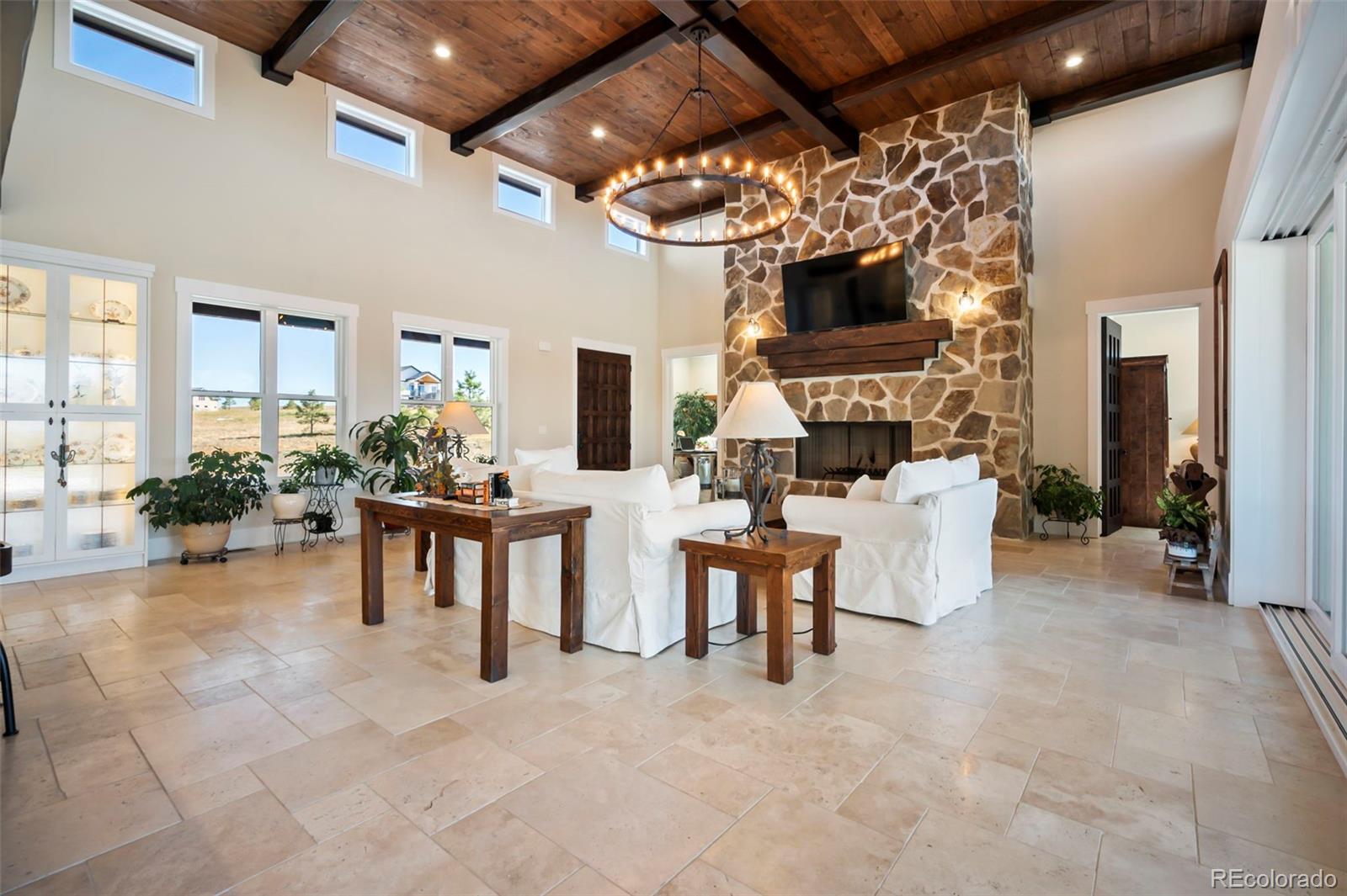 4694 Settlers Ranch Road