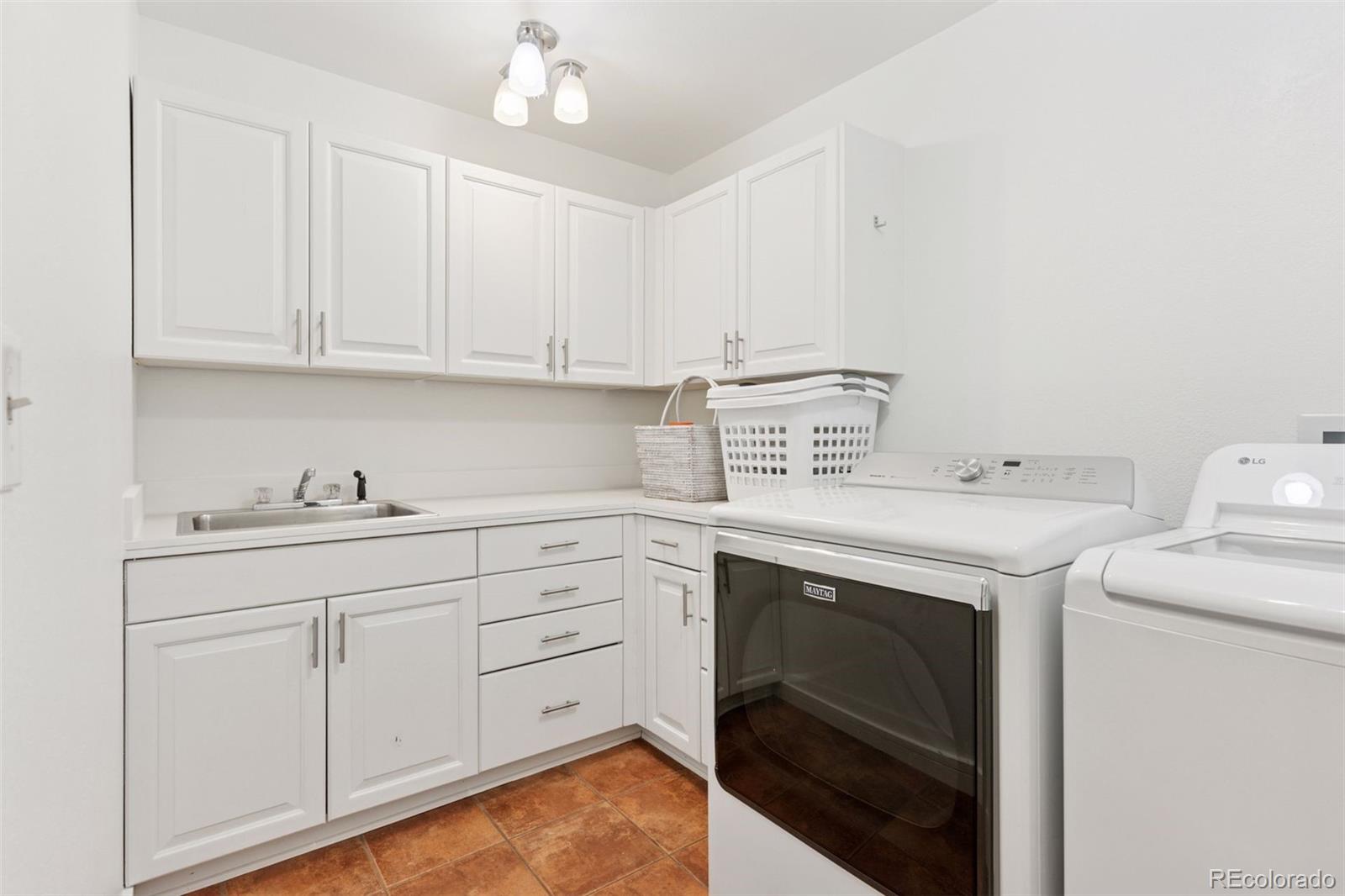 6128 Songbird Circle