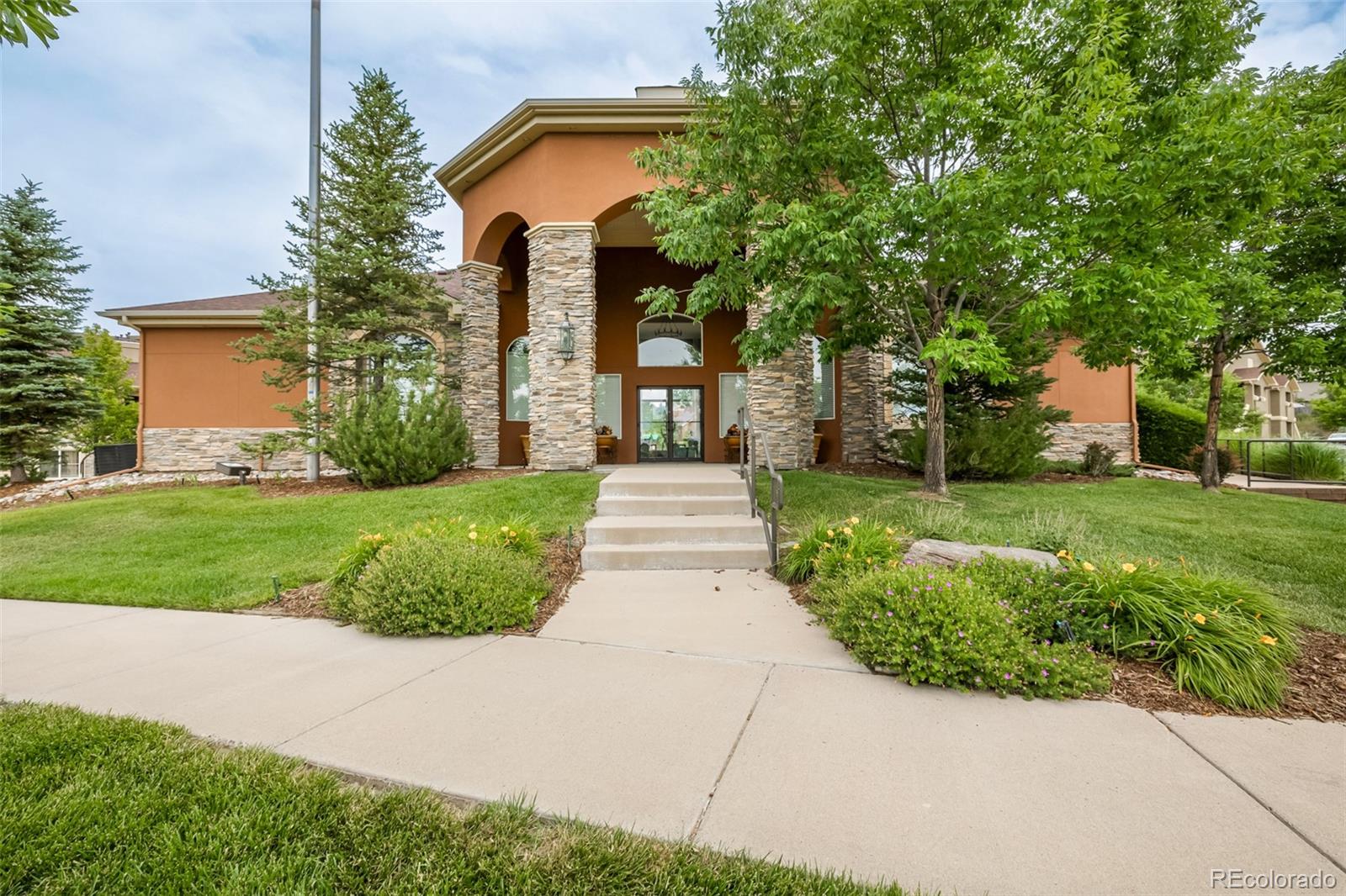 4608 Copeland Loop Unit: 201