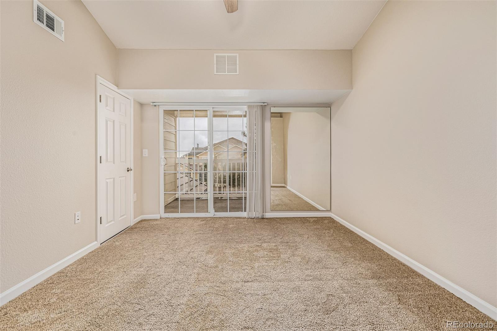 5726 N Genoa Way Unit: 301