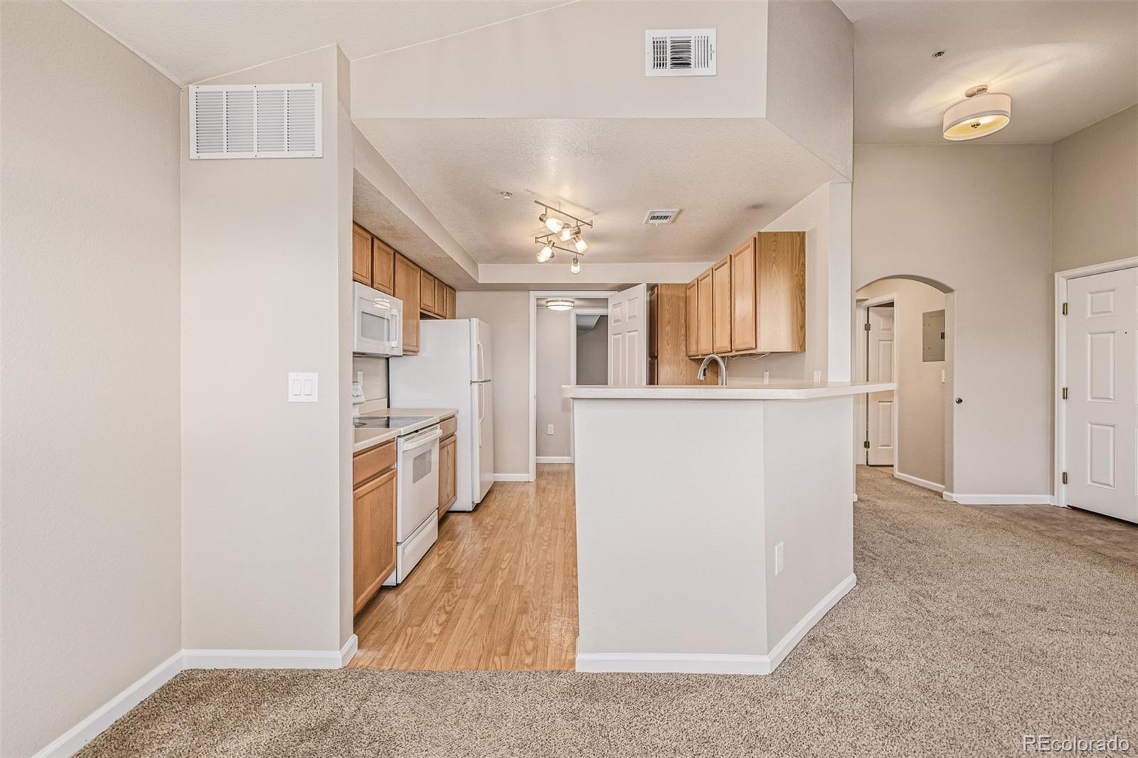 5726 N Genoa Way Unit: 301