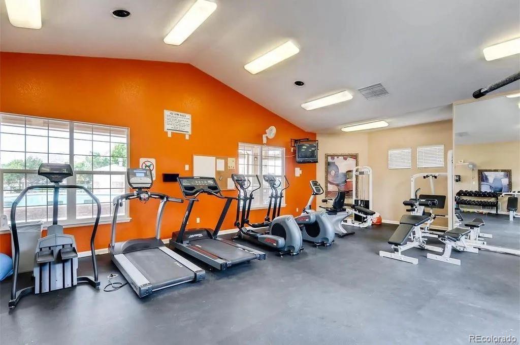 5726 N Genoa Way Unit: 301