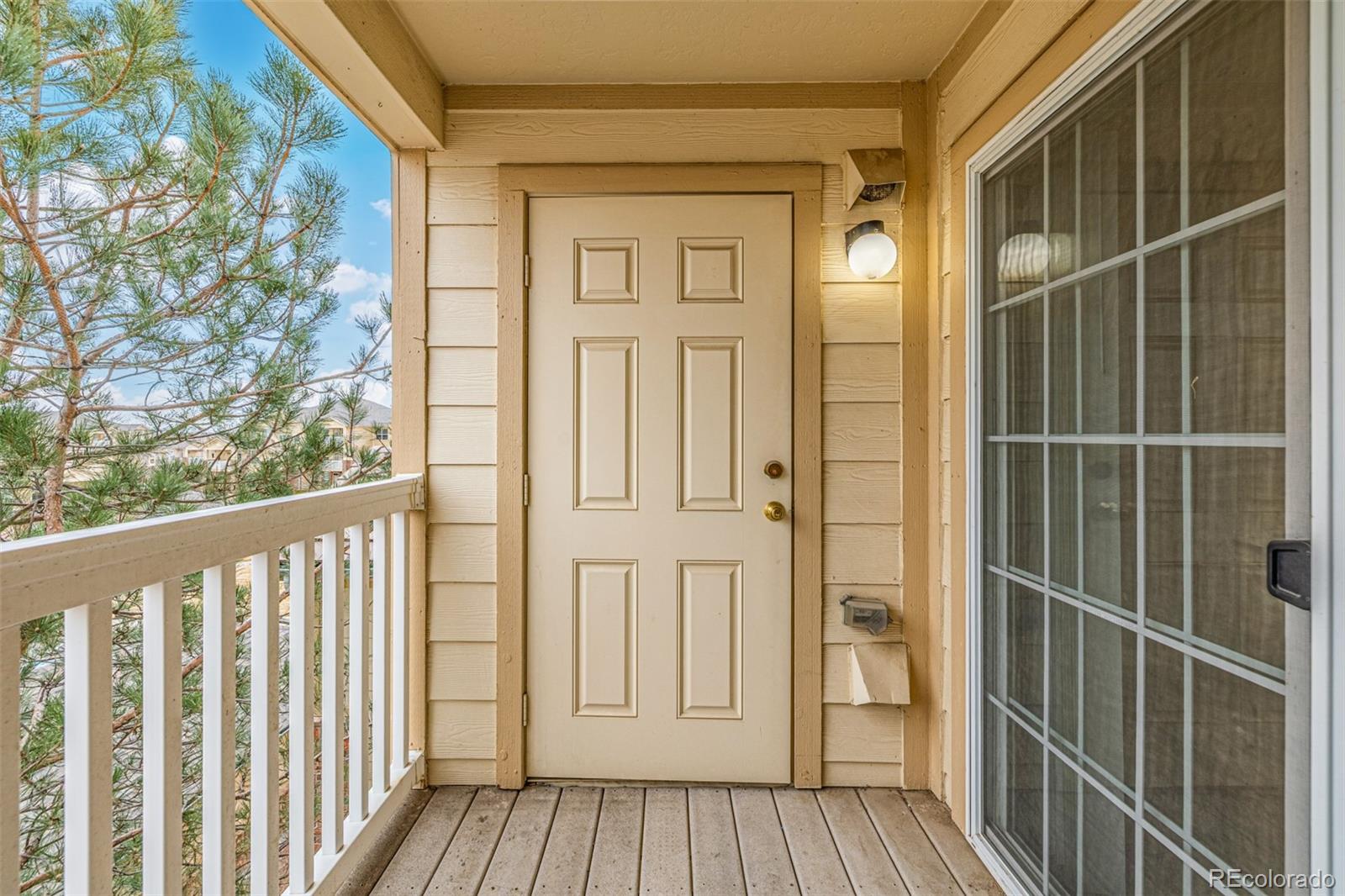 5726 N Genoa Way Unit: 301