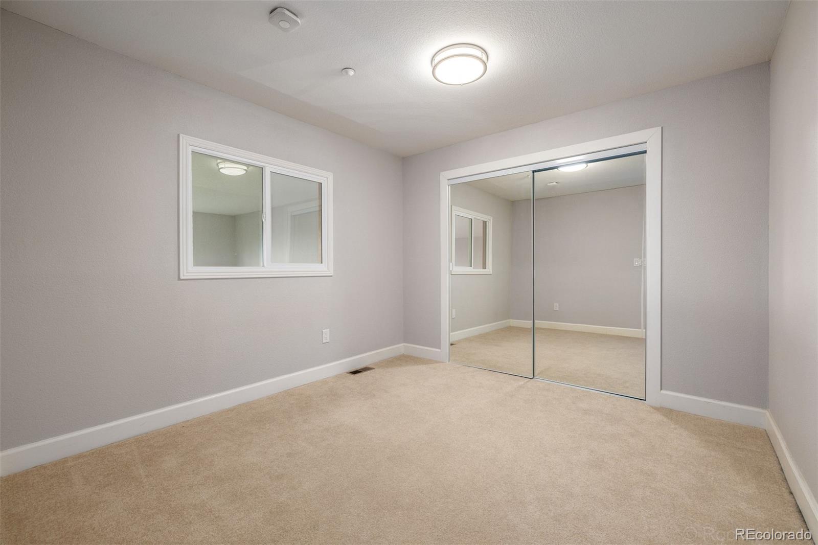 5677 S Park Place Unit: 311A