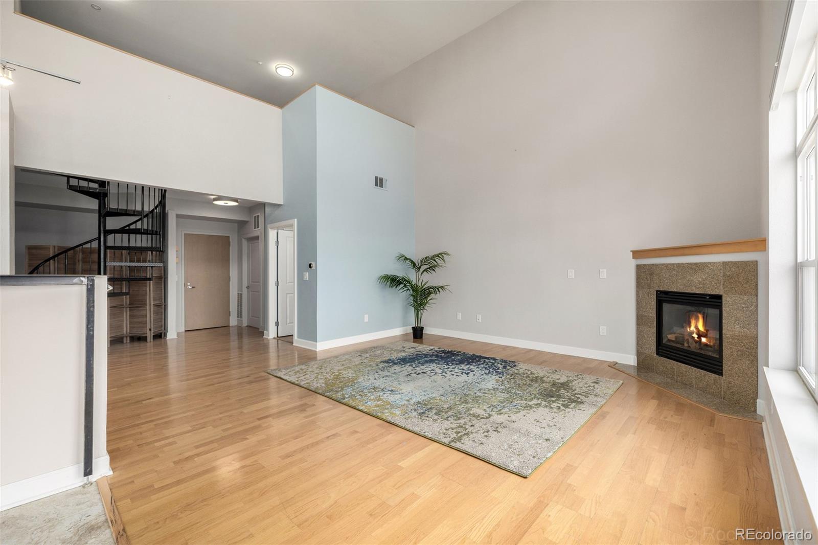 5677 S Park Place Unit: 311A