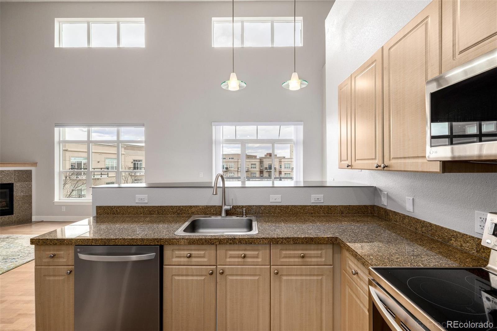 5677 S Park Place Unit: 311A