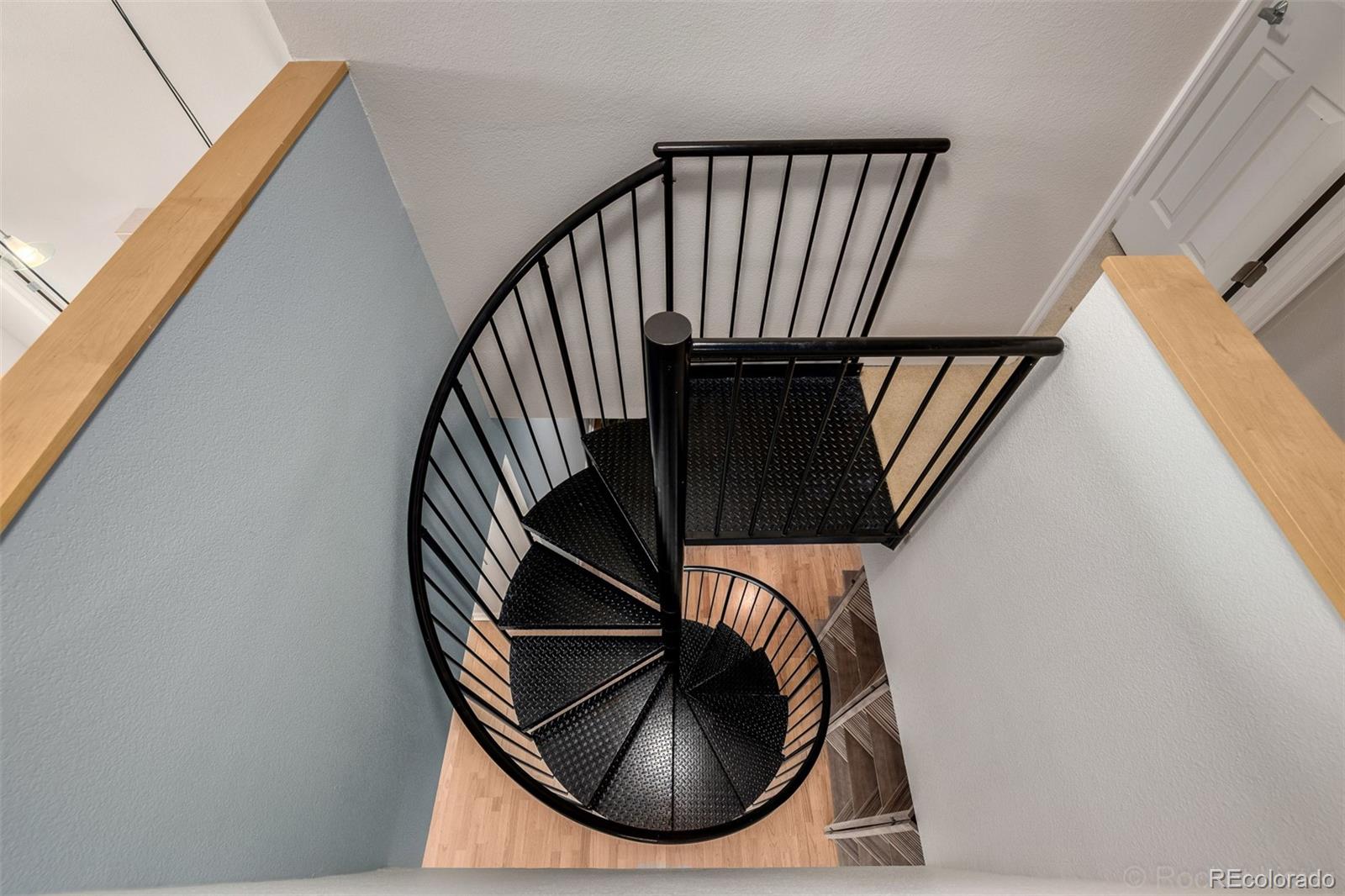 5677 S Park Place Unit: 311A