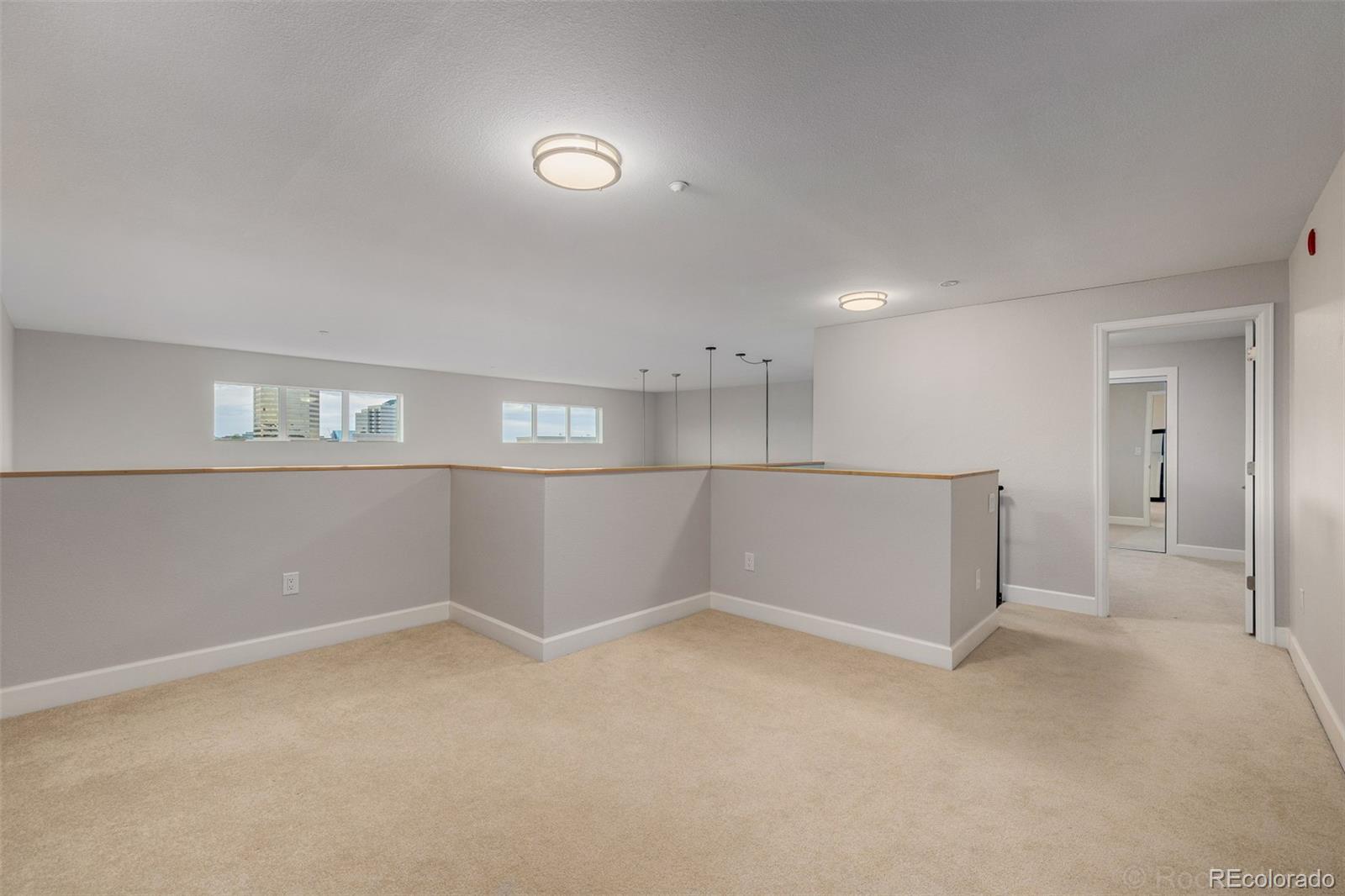 5677 S Park Place Unit: 311A