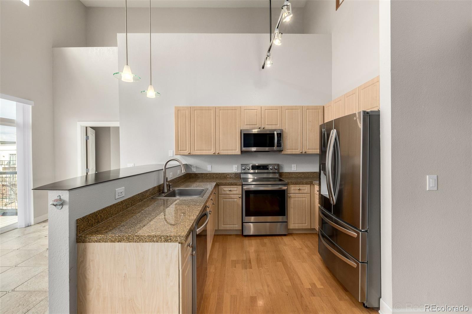 5677 S Park Place Unit: 311A