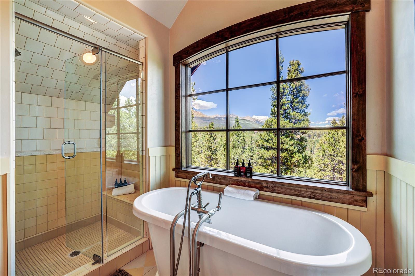 456 Peerless Drive