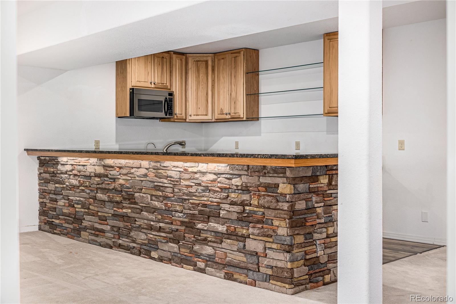 941 Sleepy Hollow Road