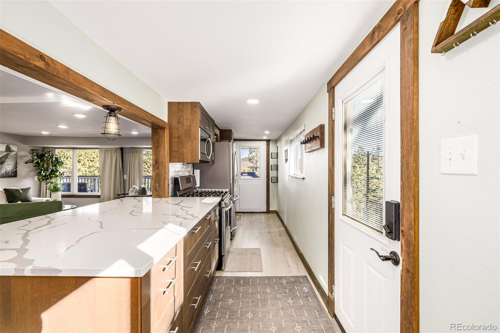 730 Bendemeer Drive