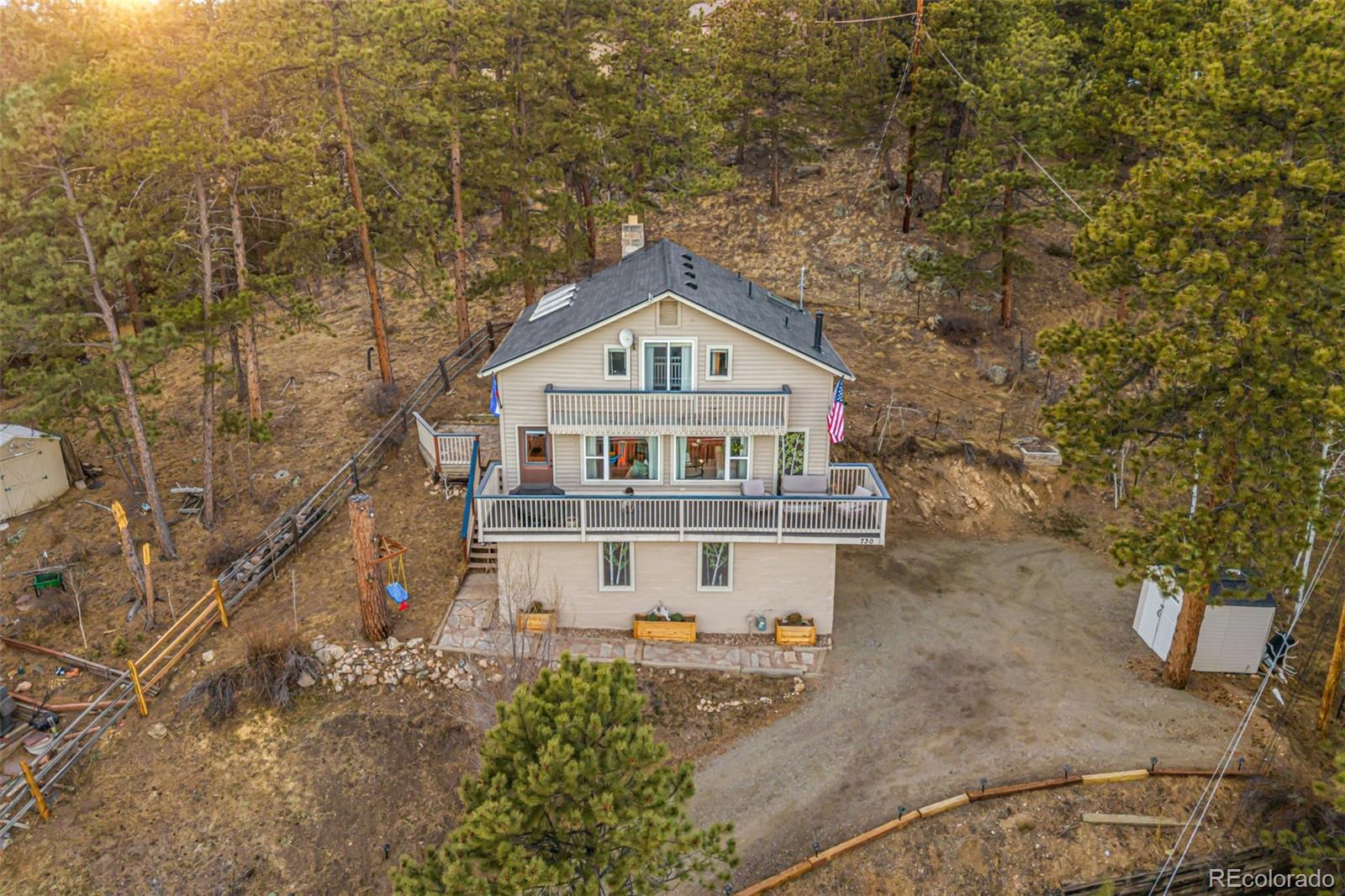 730 Bendemeer Drive