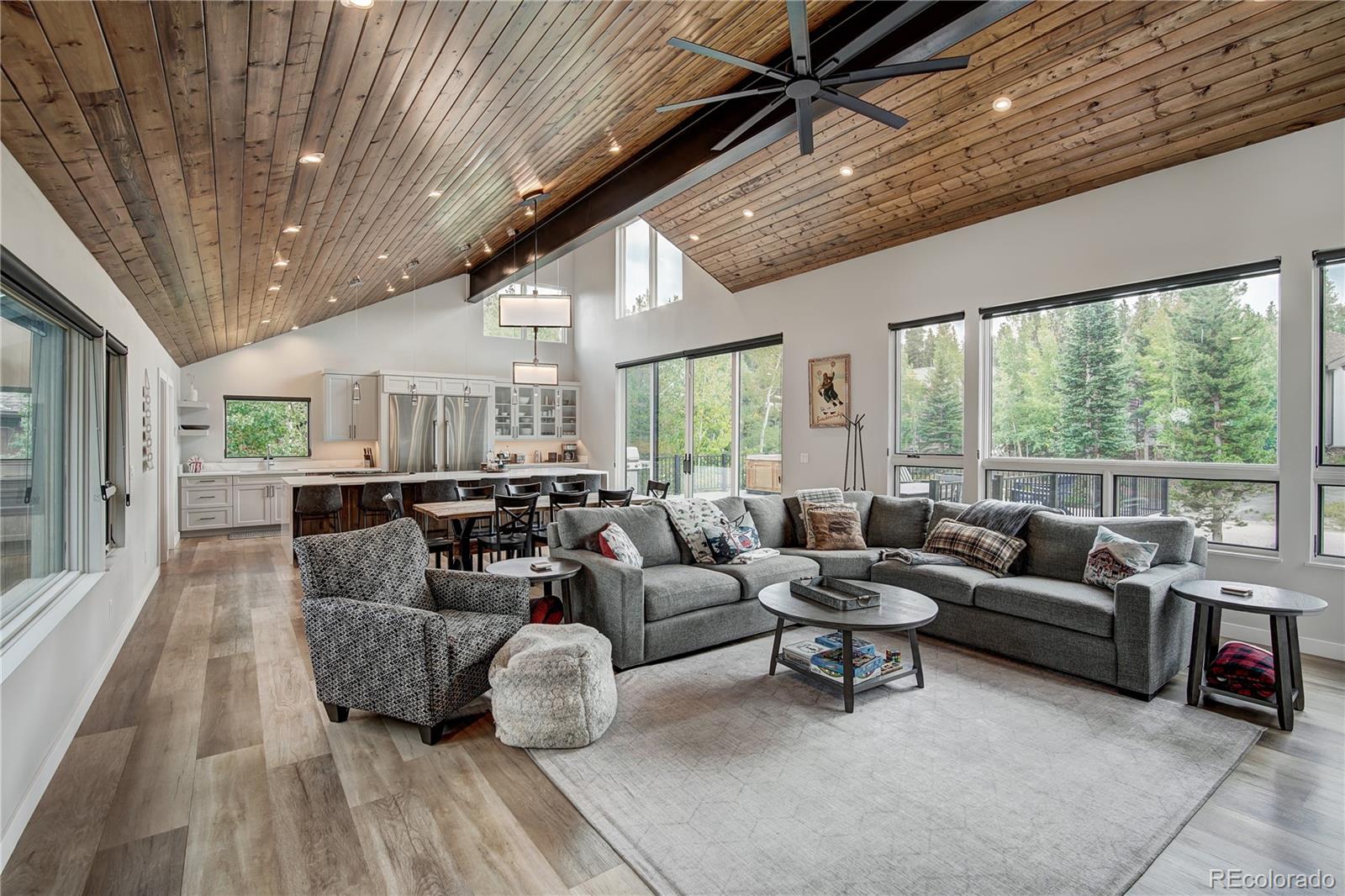 19 White Cloud Drive