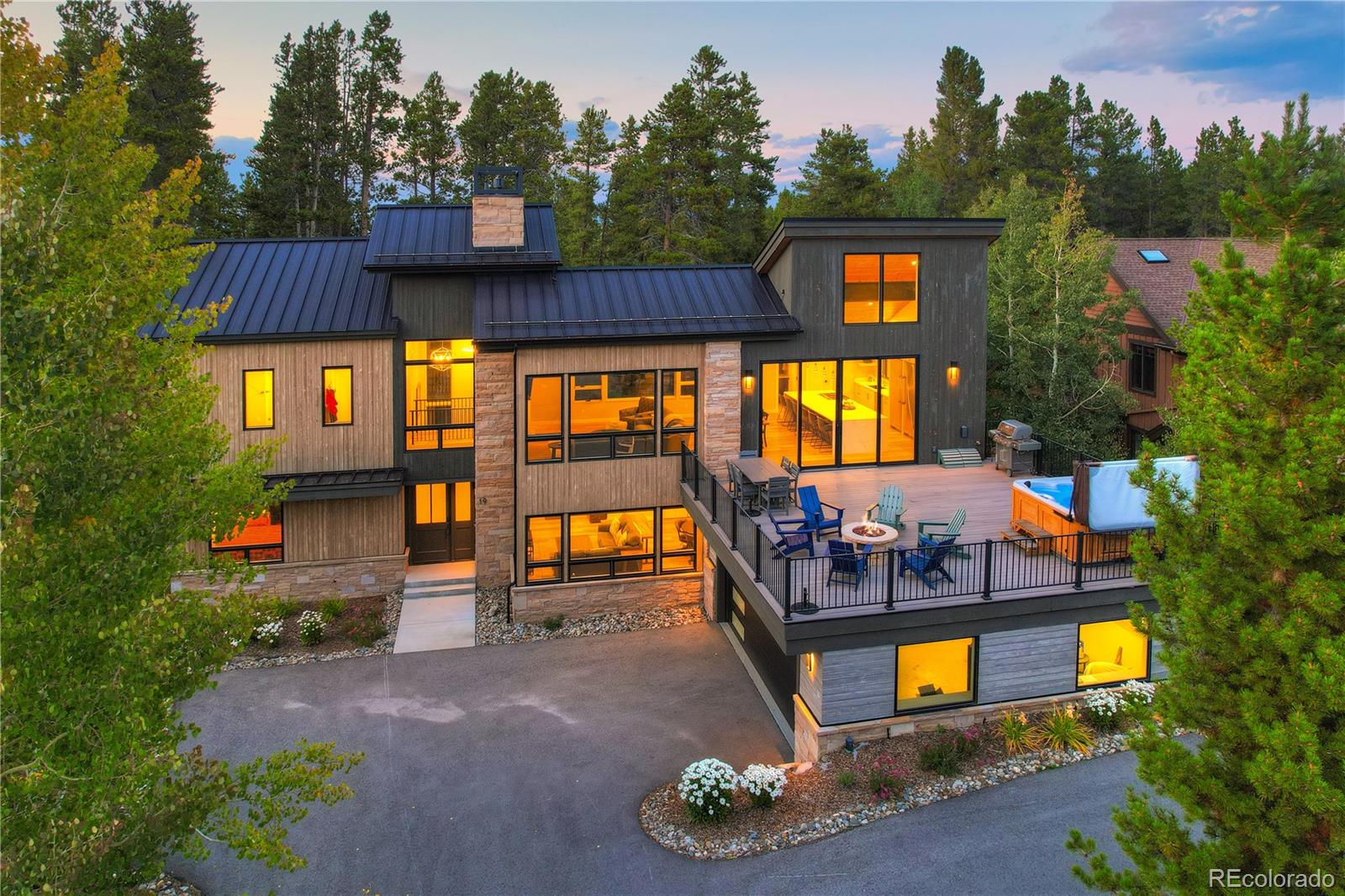 19 White Cloud Drive