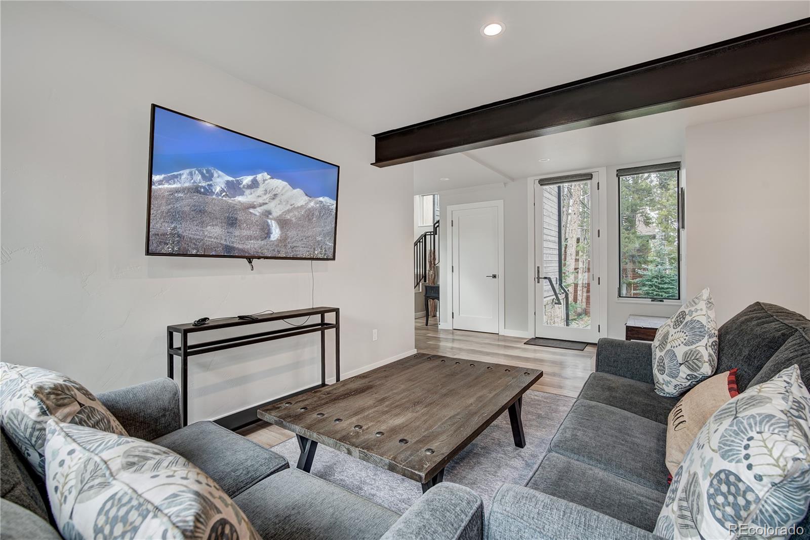 19 White Cloud Drive
