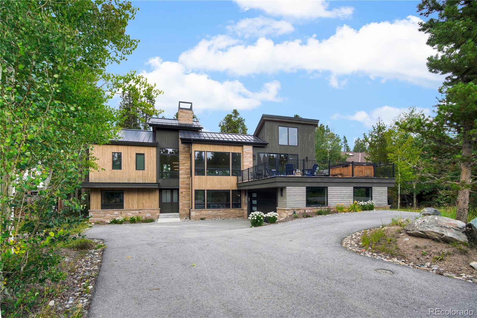 19 White Cloud Drive