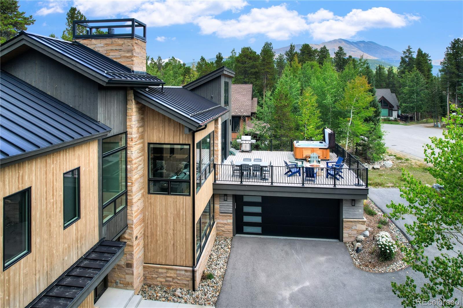 19 White Cloud Drive