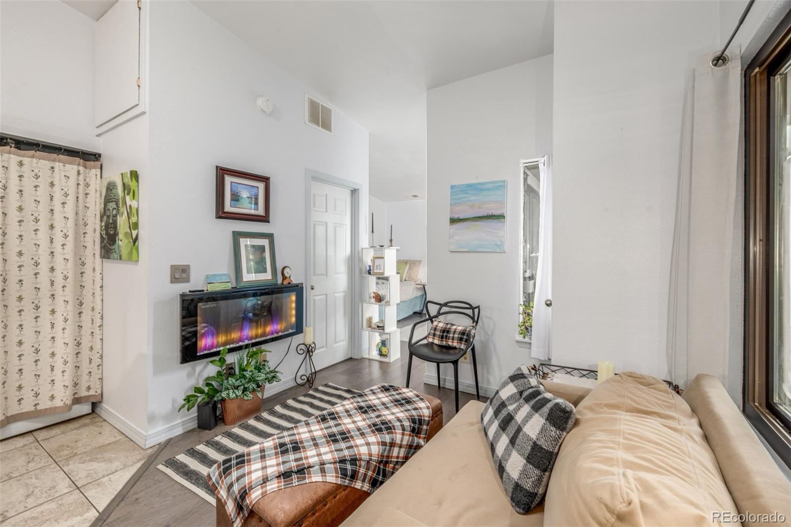 919 S Dawson Way Unit: 17