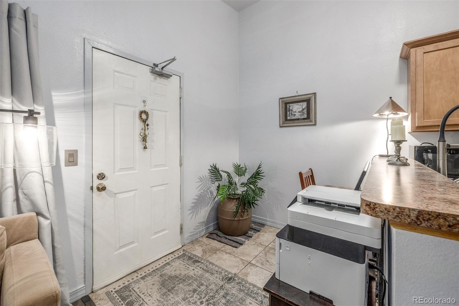 919 S Dawson Way Unit: 17