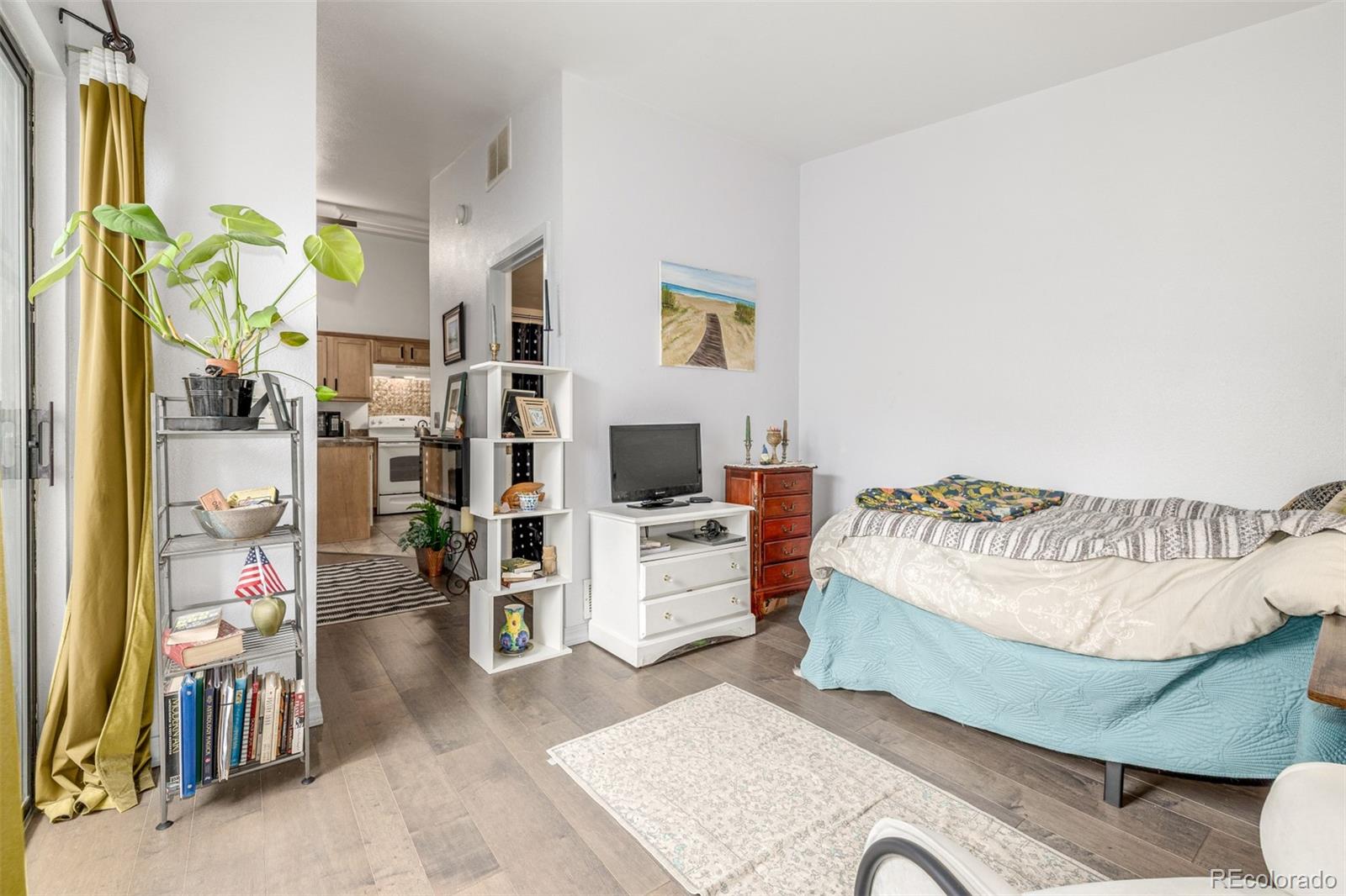 919 S Dawson Way Unit: 17