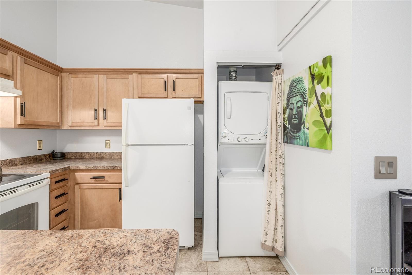 919 S Dawson Way Unit: 17