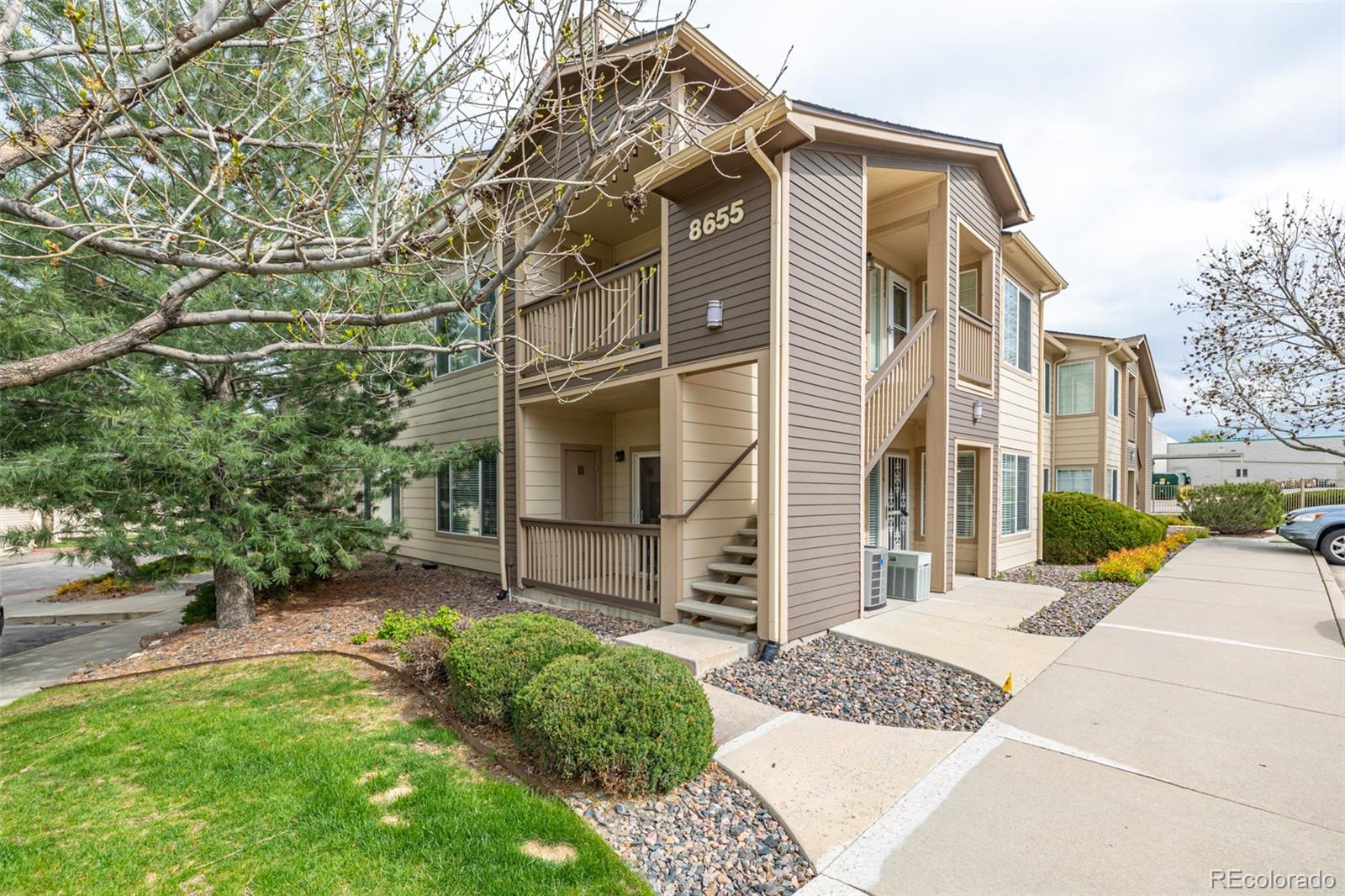 8655 W Berry Avenue Unit: 104