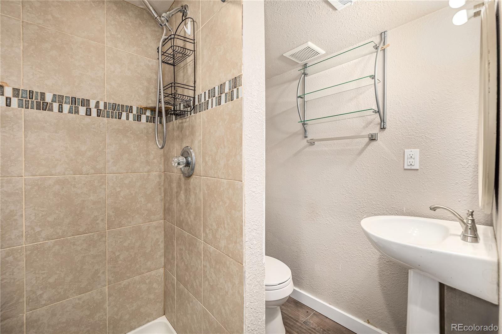 14462 E Mississippi Avenue Unit: B