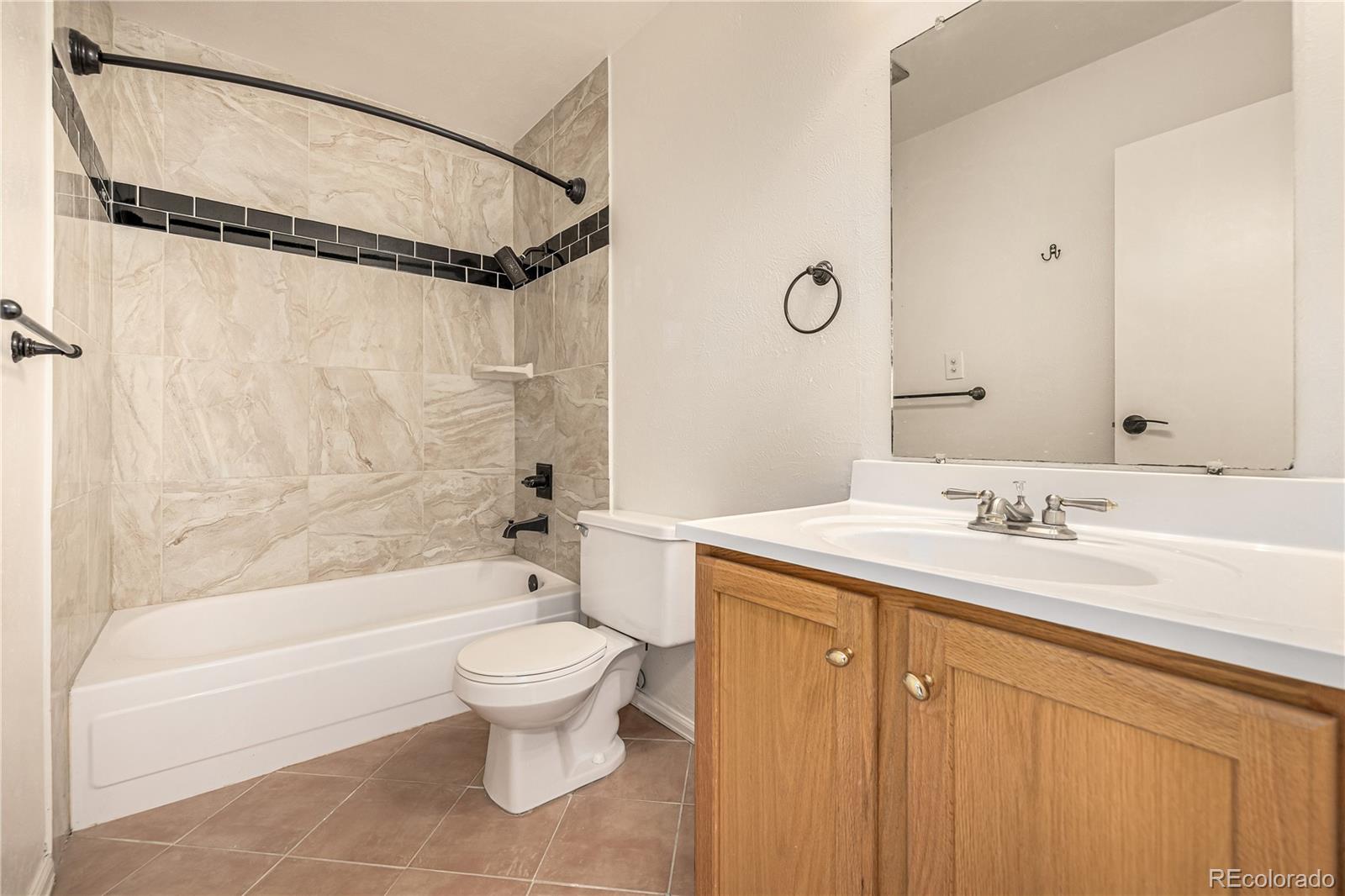 14462 E Mississippi Avenue Unit: B